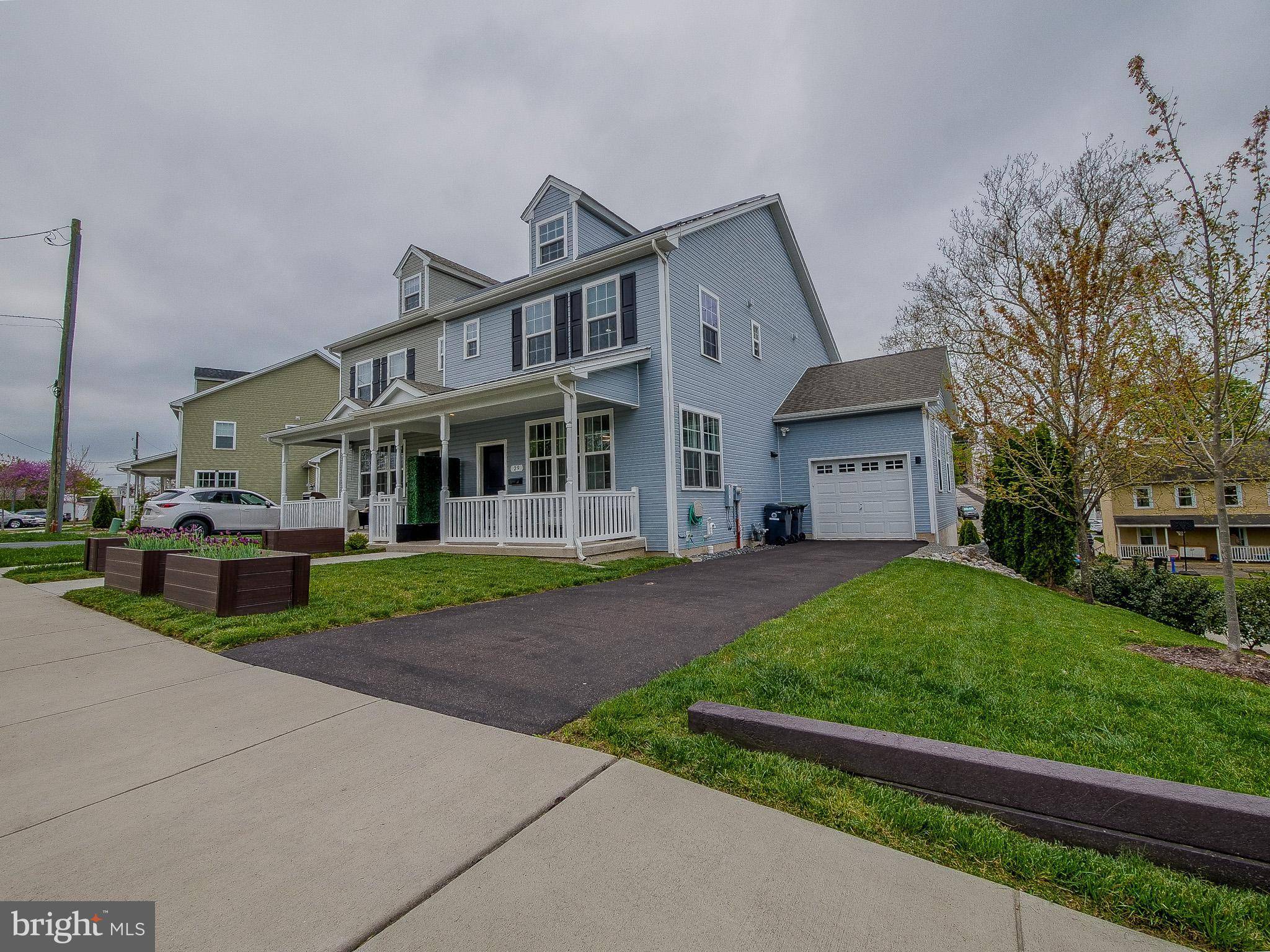 Phoenixville, PA 19460,29 RICHARDS LN