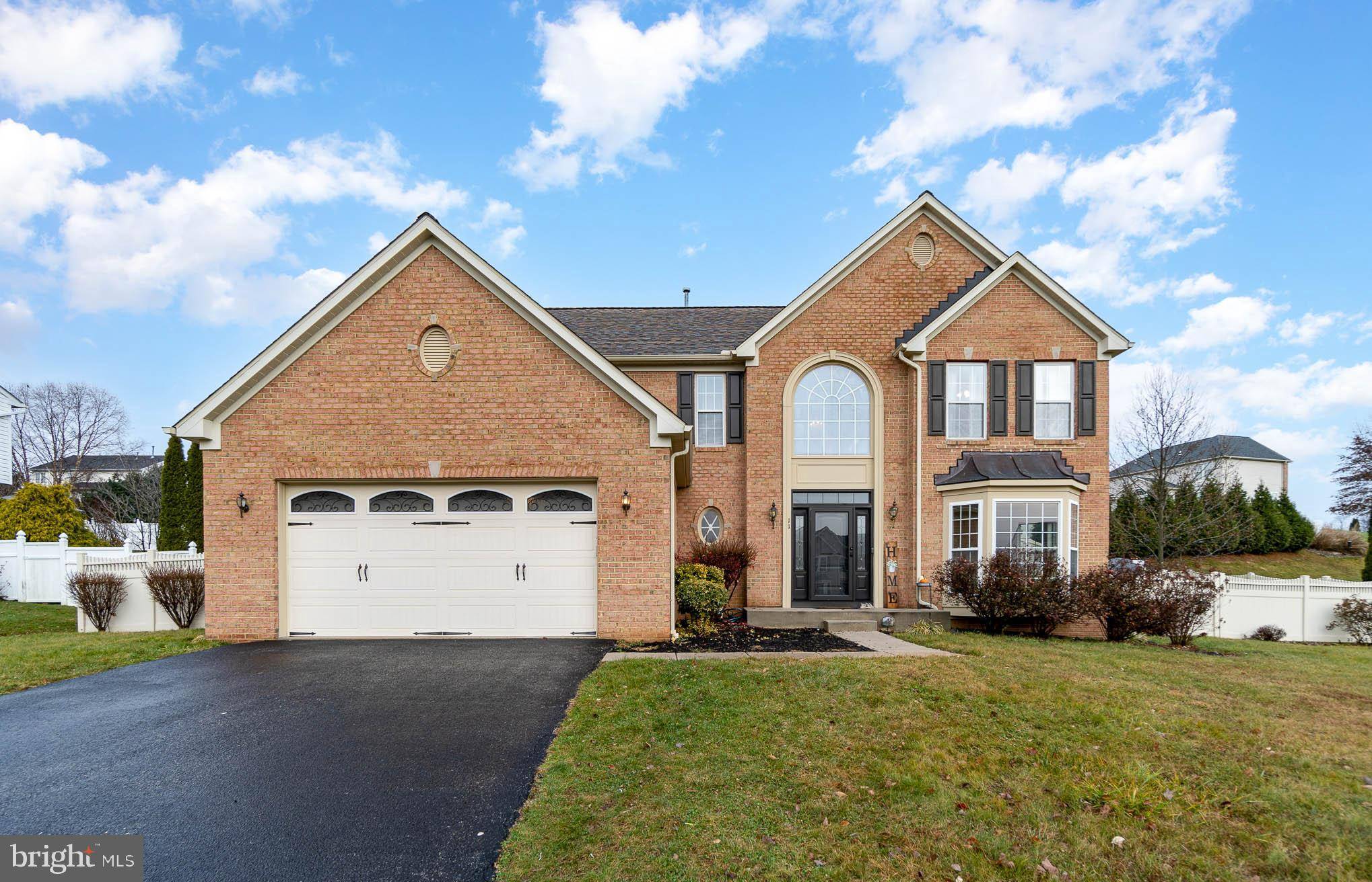 Hanover, PA 17331,11 YARA WAY