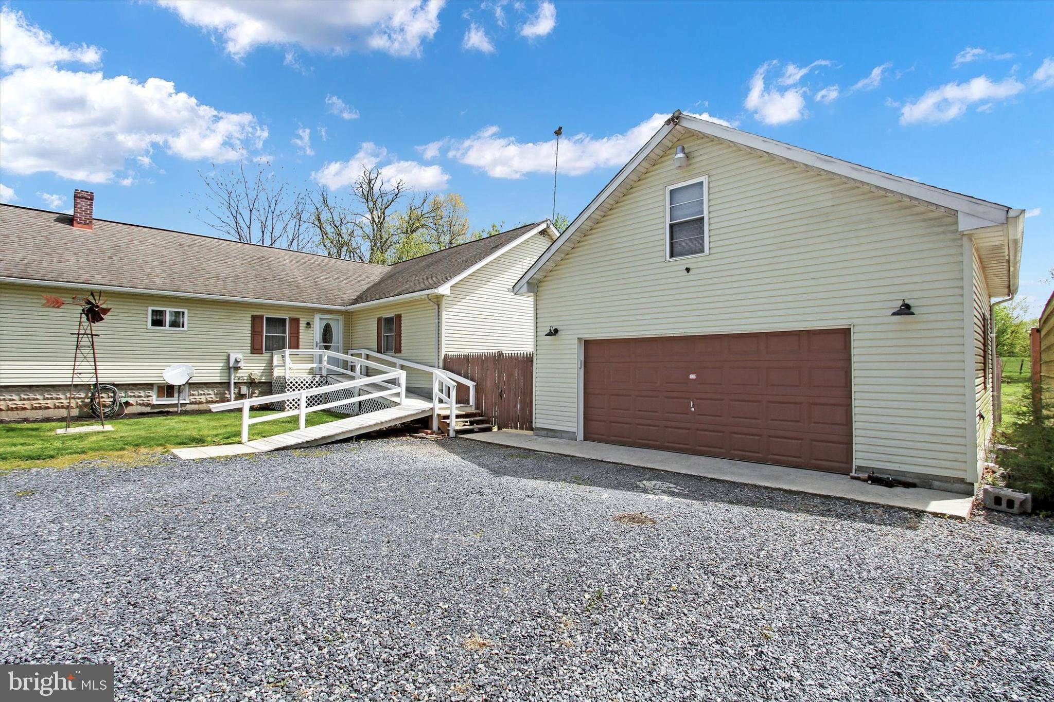 Littlestown, PA 17340,1170 FREDERICK PIKE