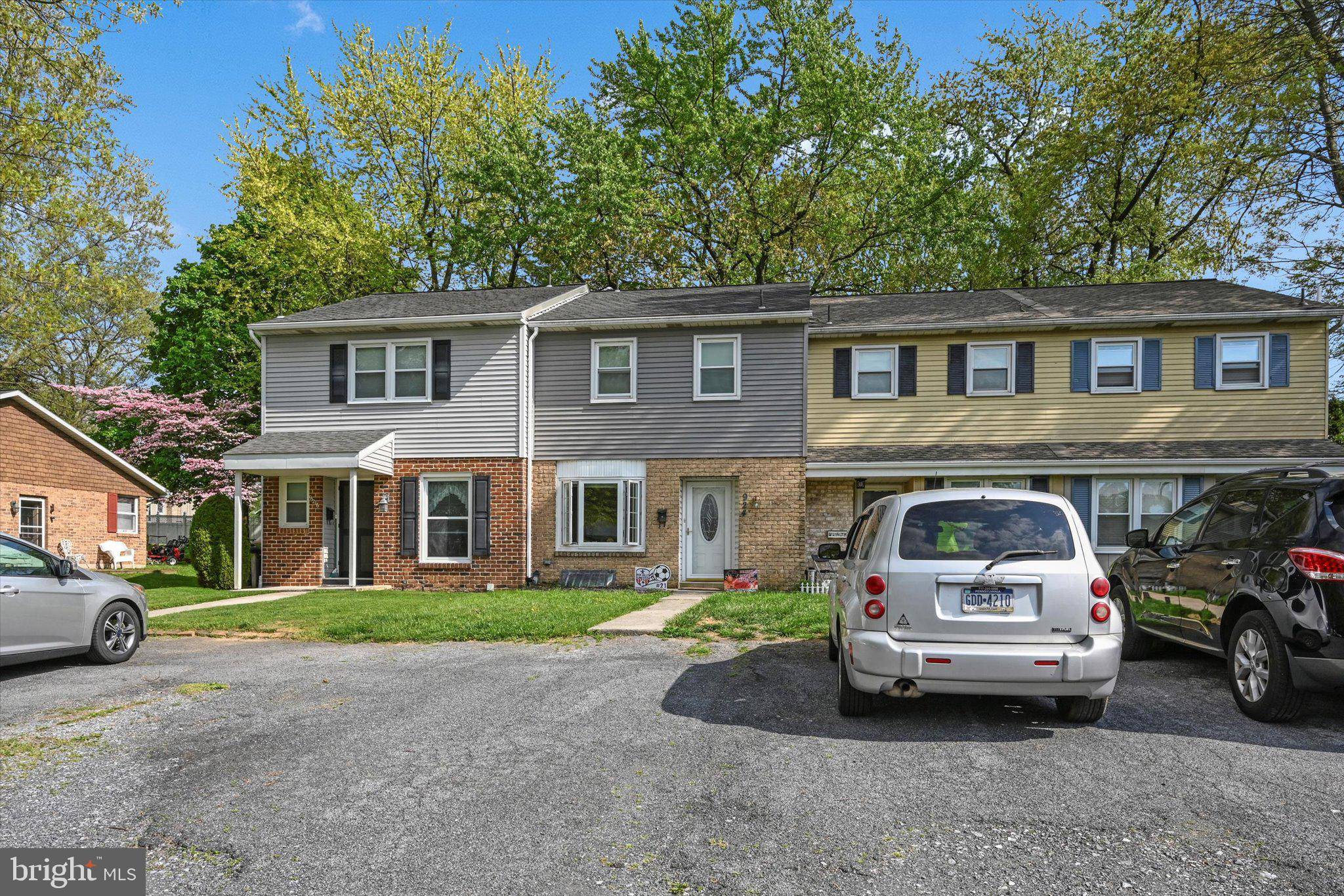 Palmyra, PA 17078,924 E OAK ST