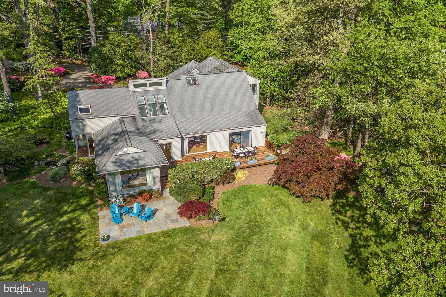 Great Falls, VA 22066,808 CROOKED CROW LN