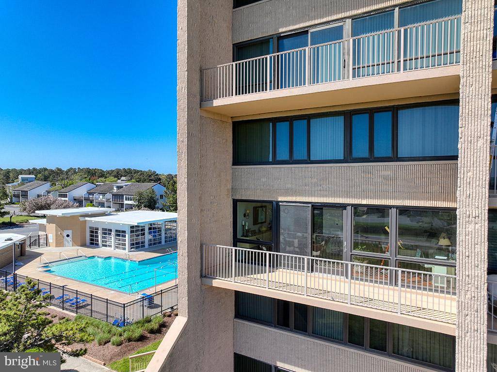 Rehoboth Beach, DE 19971,21 OCEAN DR #309