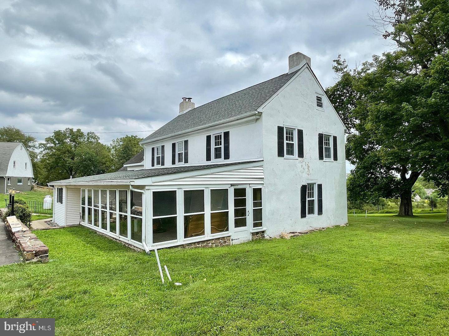 Chalfont, PA 18914,3679 PICKERTOWN RD #FARMHOUSE