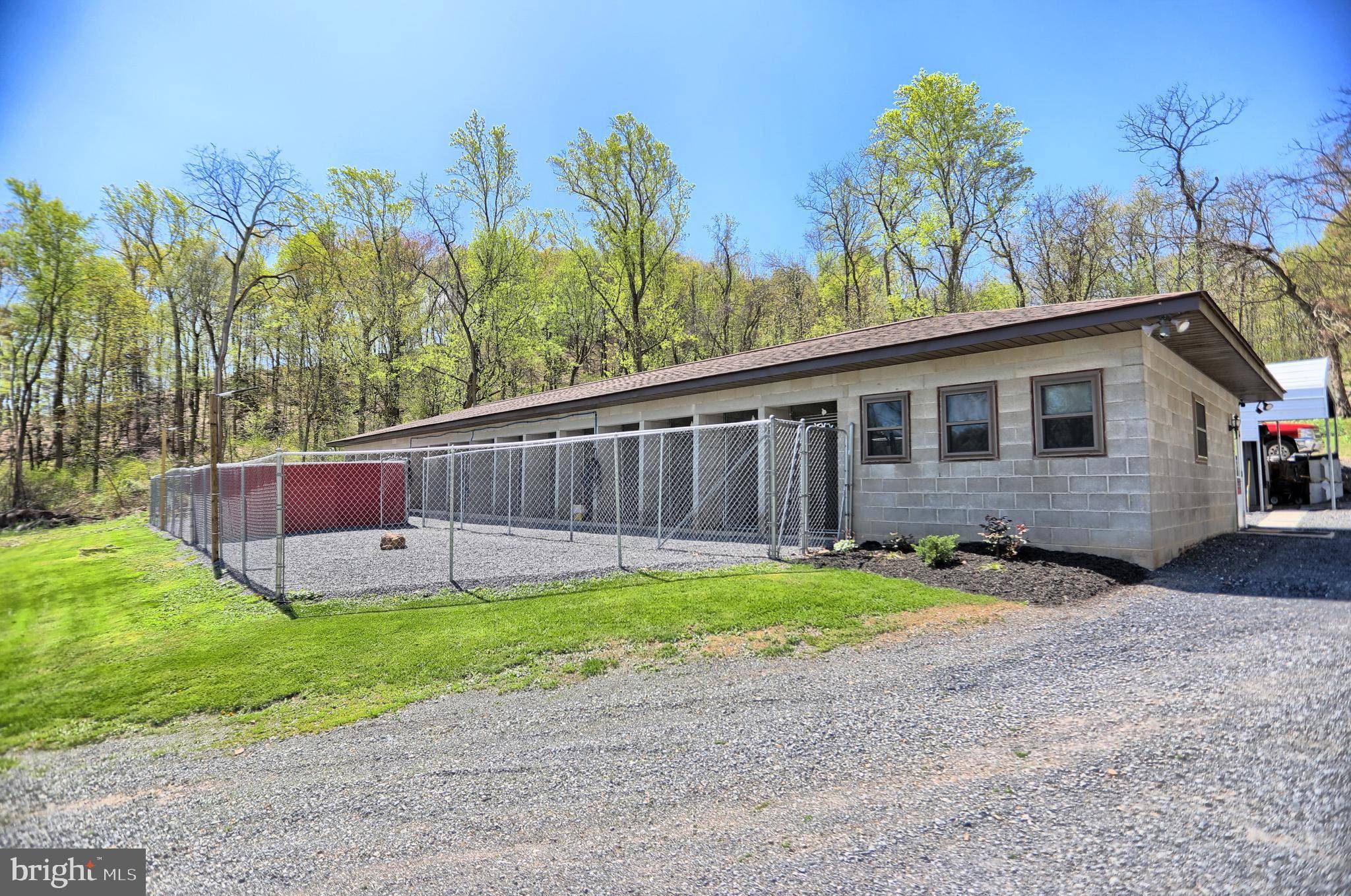 Mc Veytown, PA 17051,48 KENNEL LANE