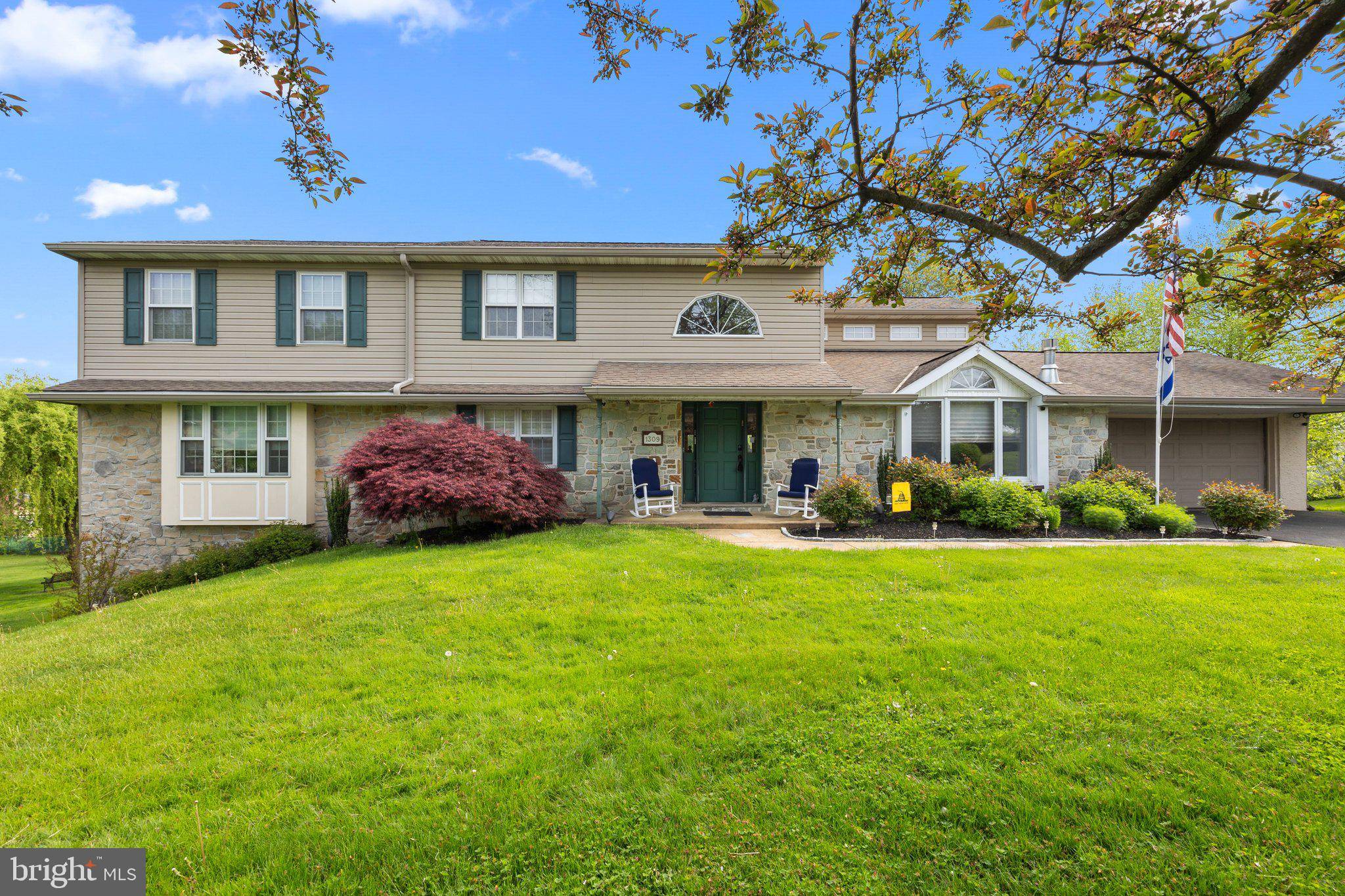 Huntingdon Valley, PA 19006,1309 DOGWOOD LN