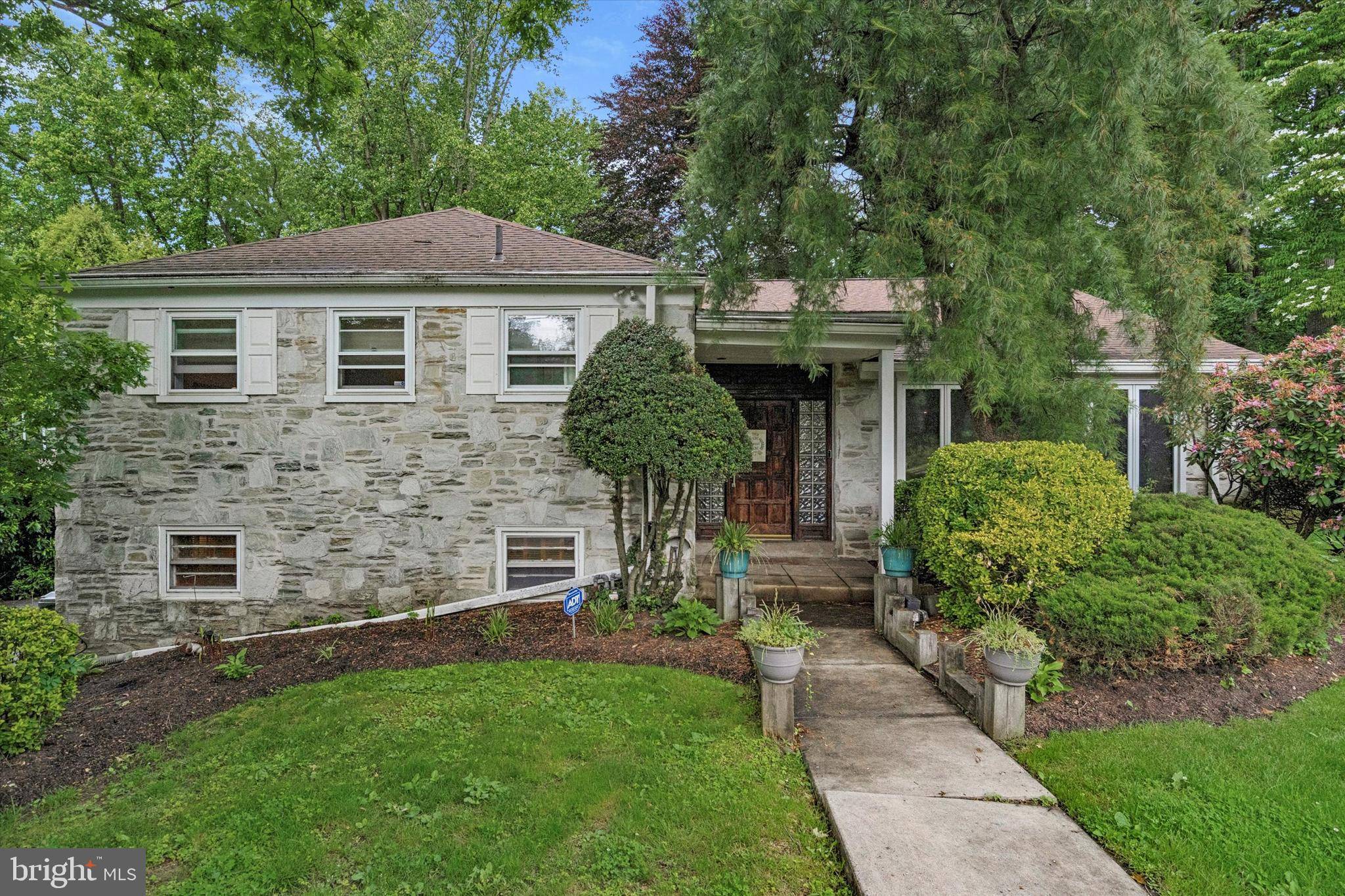 Jenkintown, PA 19046,118 CARDINAL RD