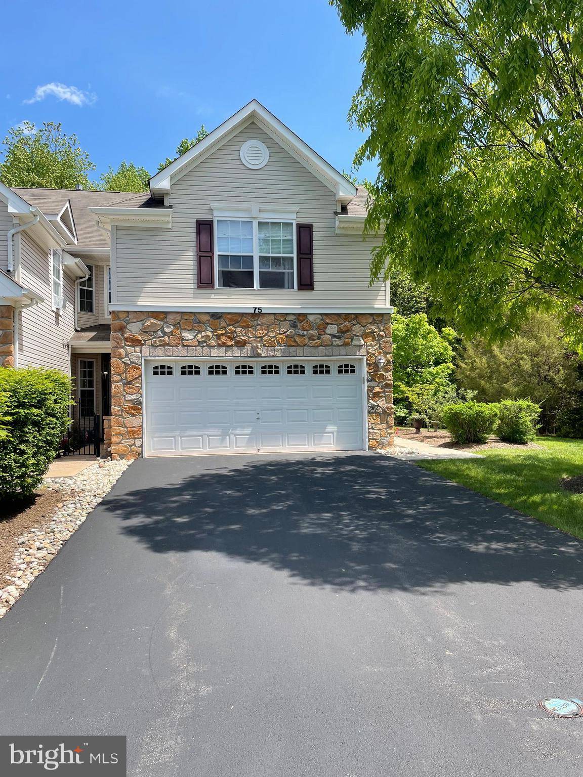 Pennington, NJ 08534,75 HEATH CT