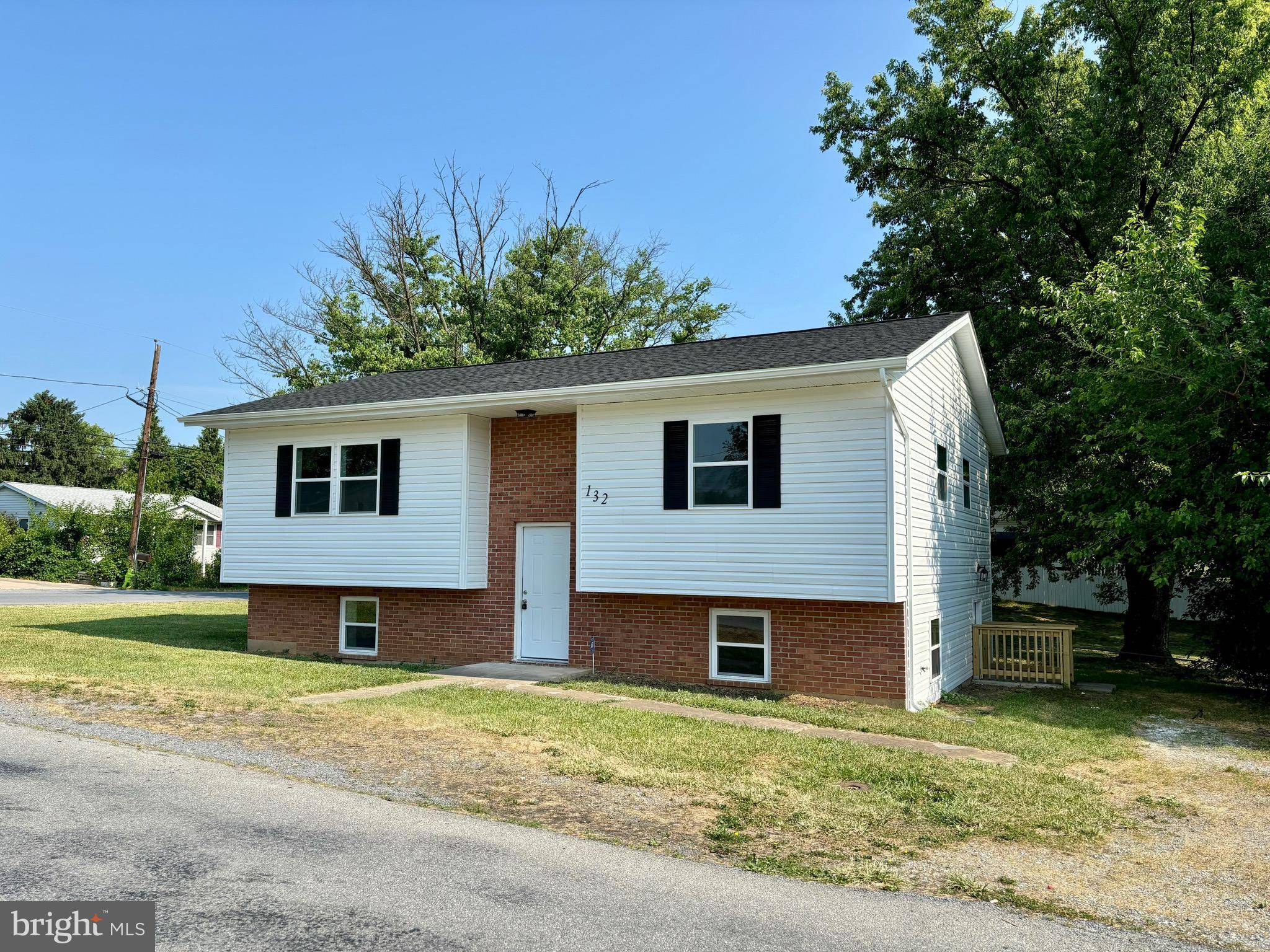 Ranson, WV 25438,318 AMBROSE DR