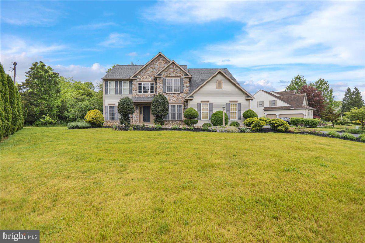 Reading, PA 19608,300 WISTERIA LN