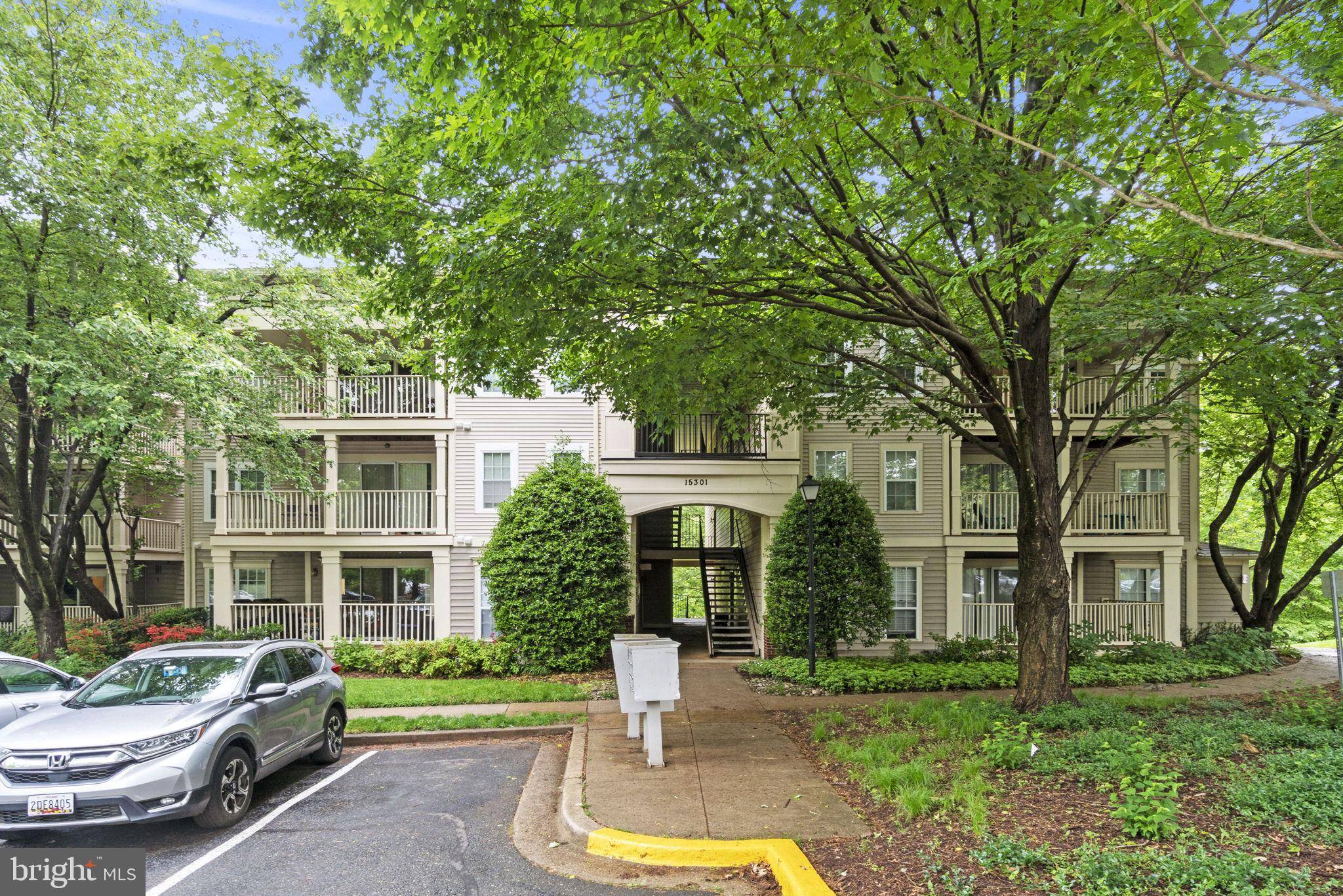 Rockville, MD 20850,15301 DIAMOND COVE TER #8-J