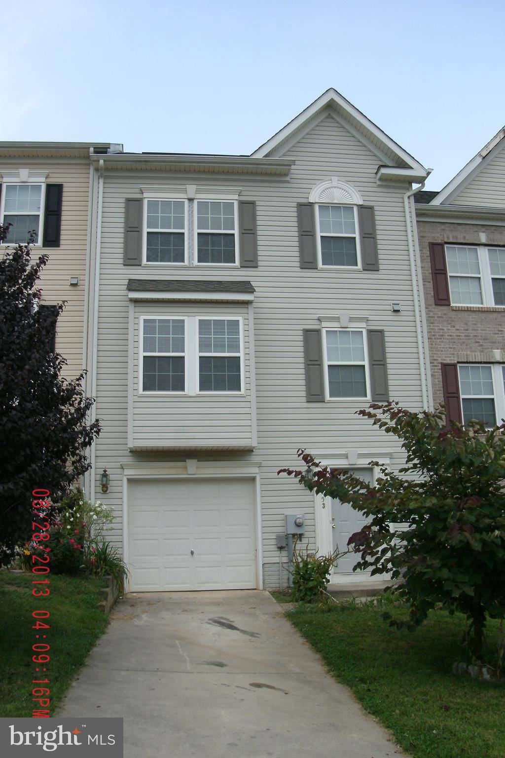 Martinsburg, WV 25403,153 RAPHAEL CT