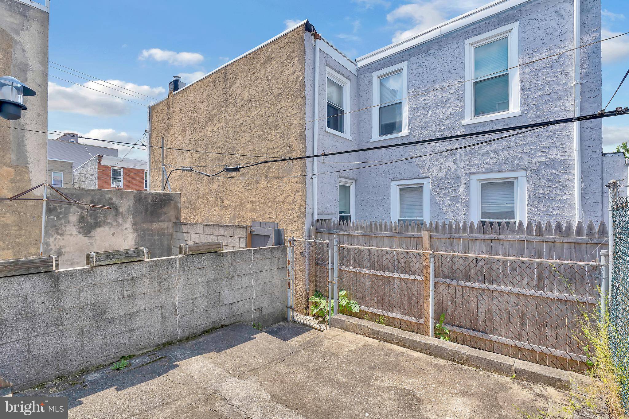 Philadelphia, PA 19125,2304 GAUL ST