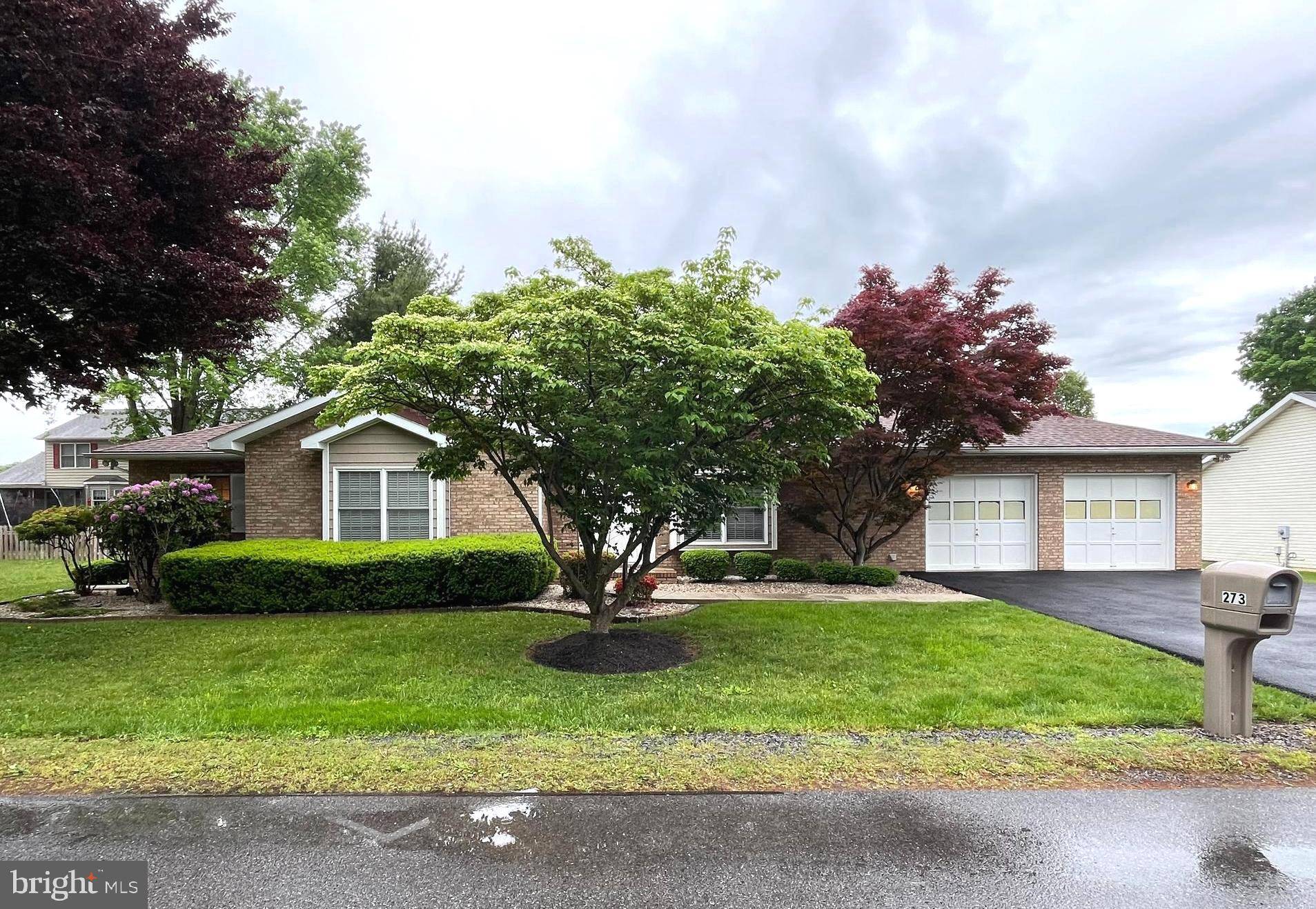 Falling Waters, WV 25419,273 AMBLER LN