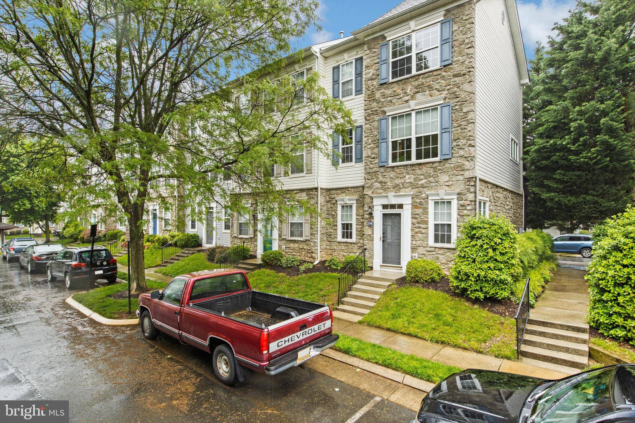 Ashburn, VA 20147,21790 FINDON CT