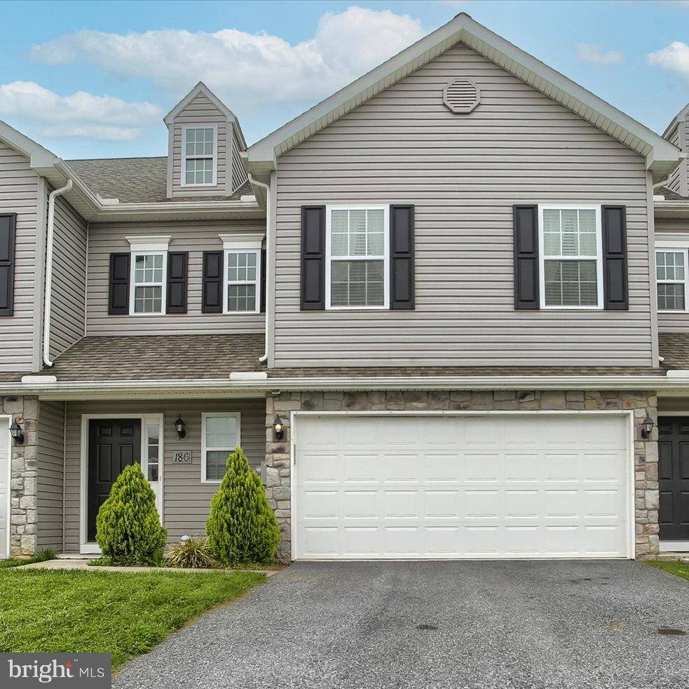 Palmyra, PA 17078,186 BRAEBURN WAY