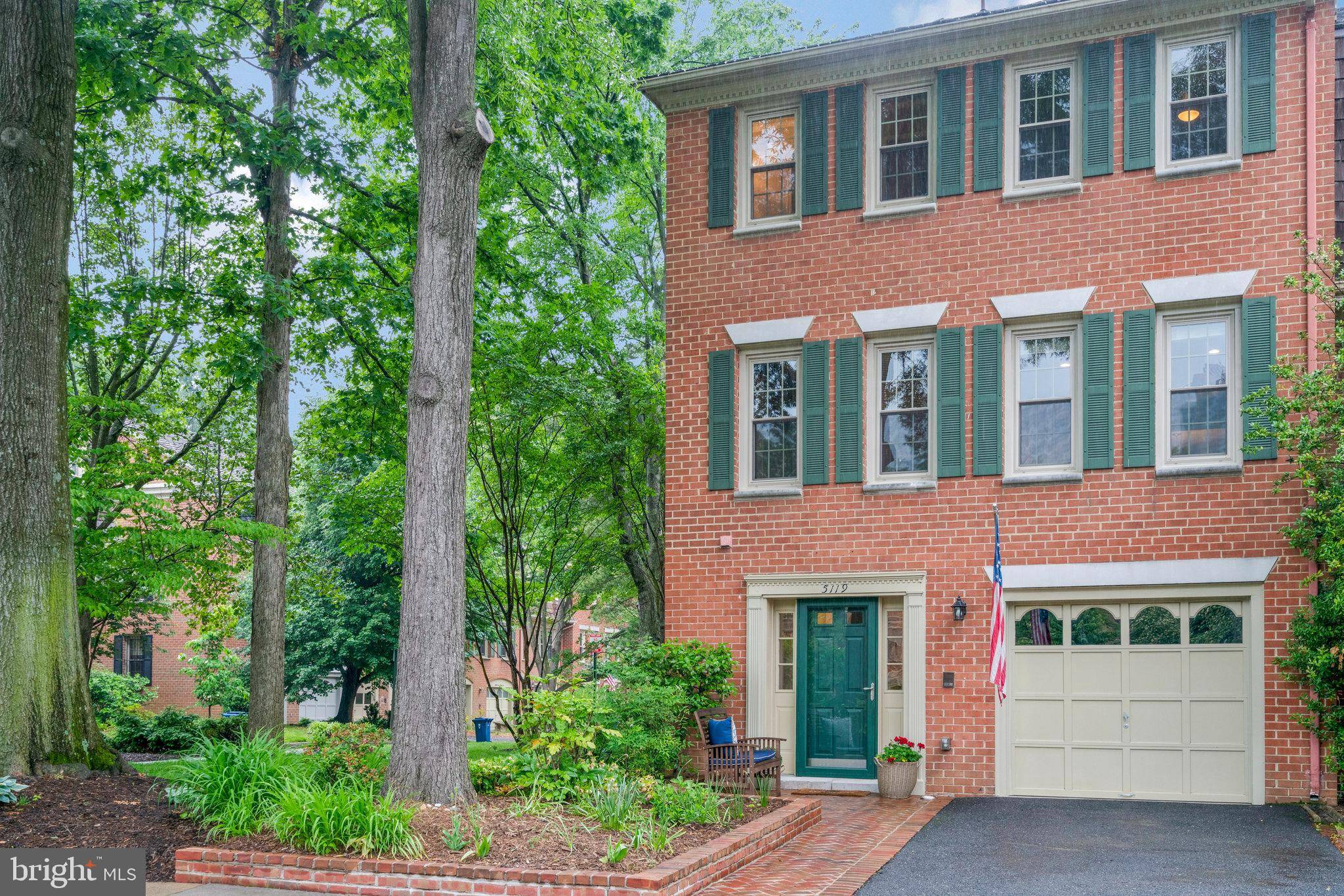 Alexandria, VA 22311,5119 BELLEMEADE LN