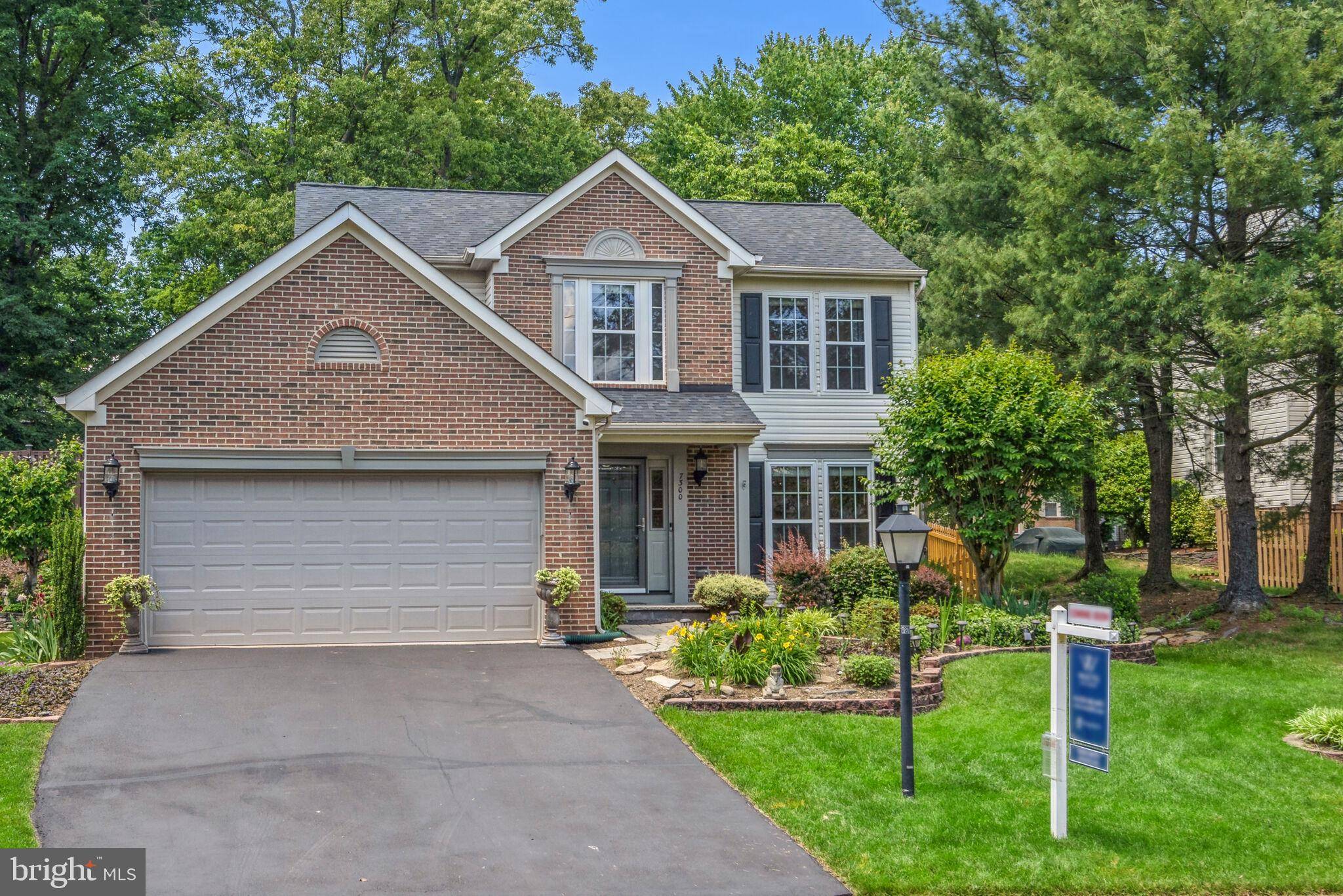 Alexandria, VA 22315,7300 HOLLYFORD LN