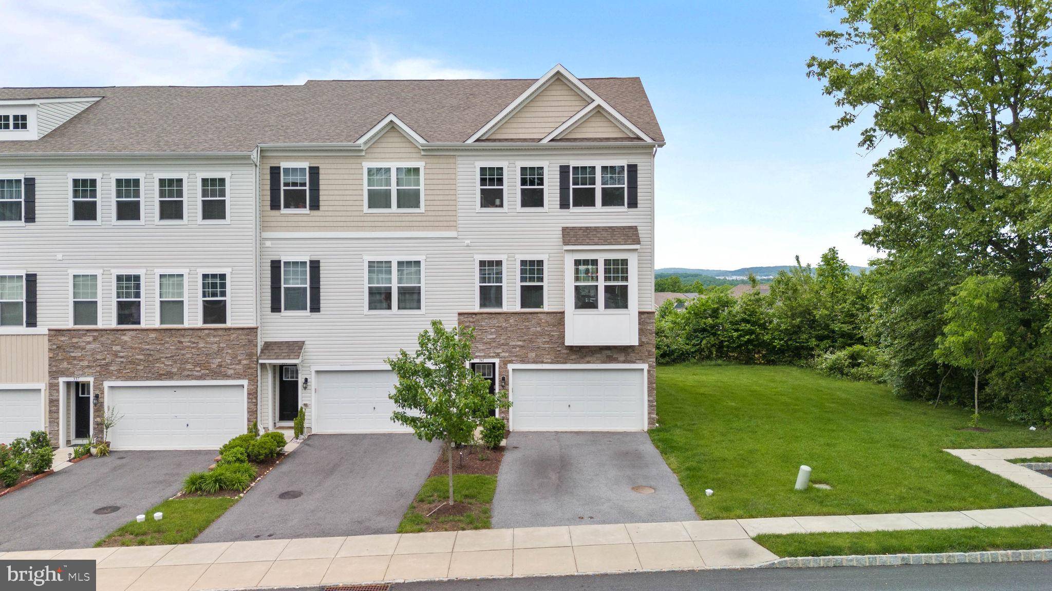 Downingtown, PA 19335,341 DAWSON PL