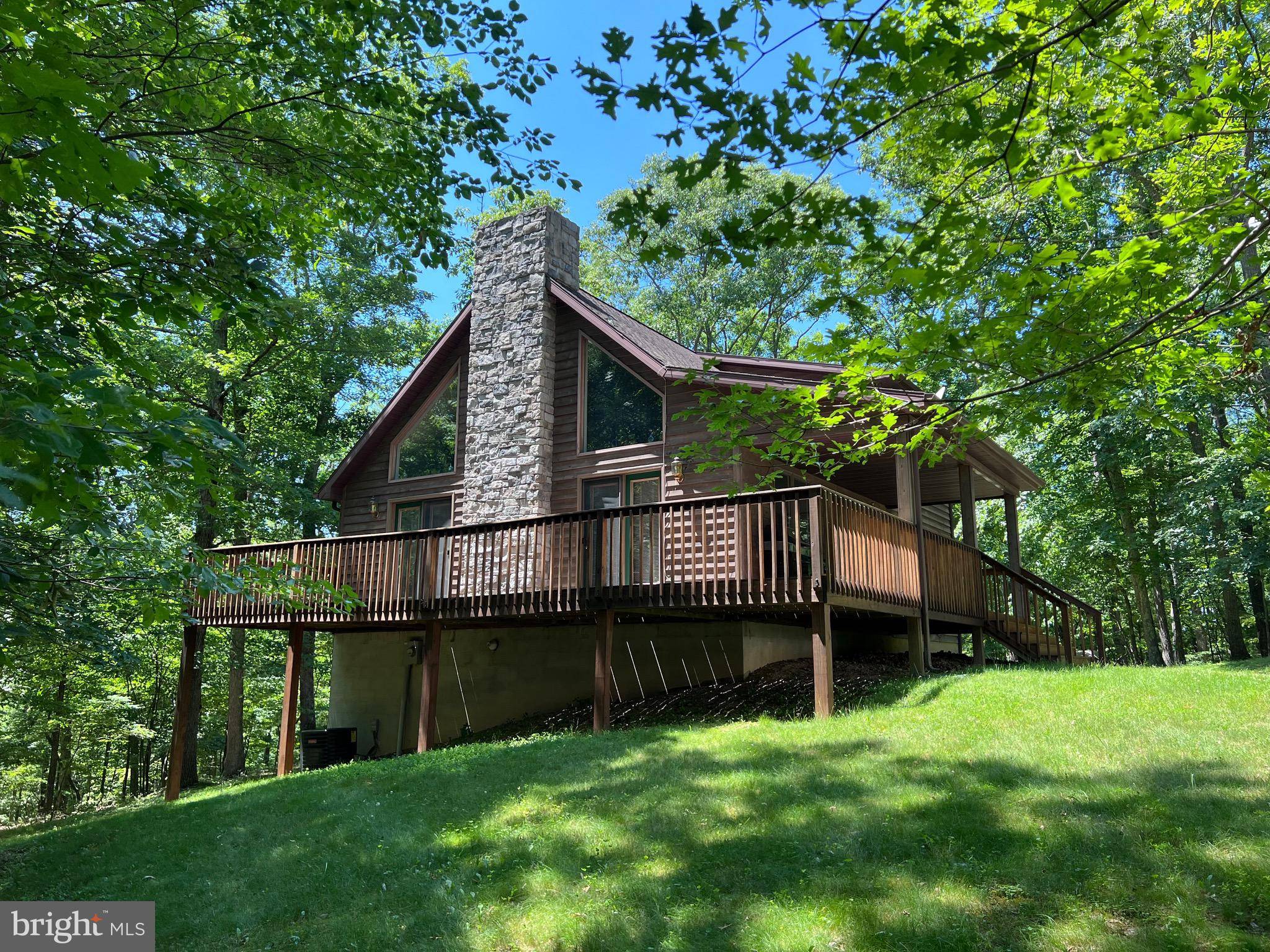 Berkeley Springs, WV 25411,125 HIGHROCK TRL