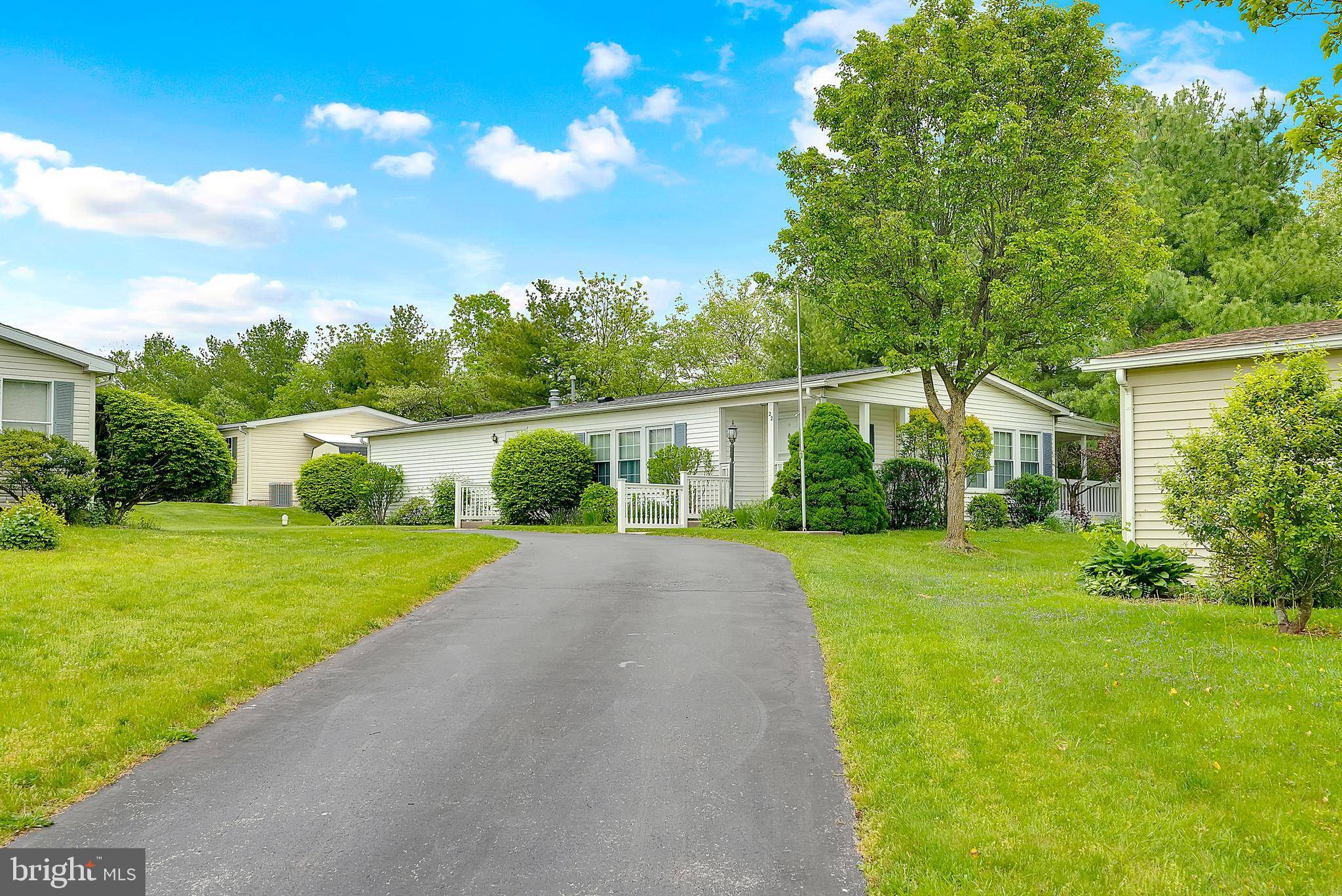 Harleysville, PA 19438,22 GREENBRIAR CT