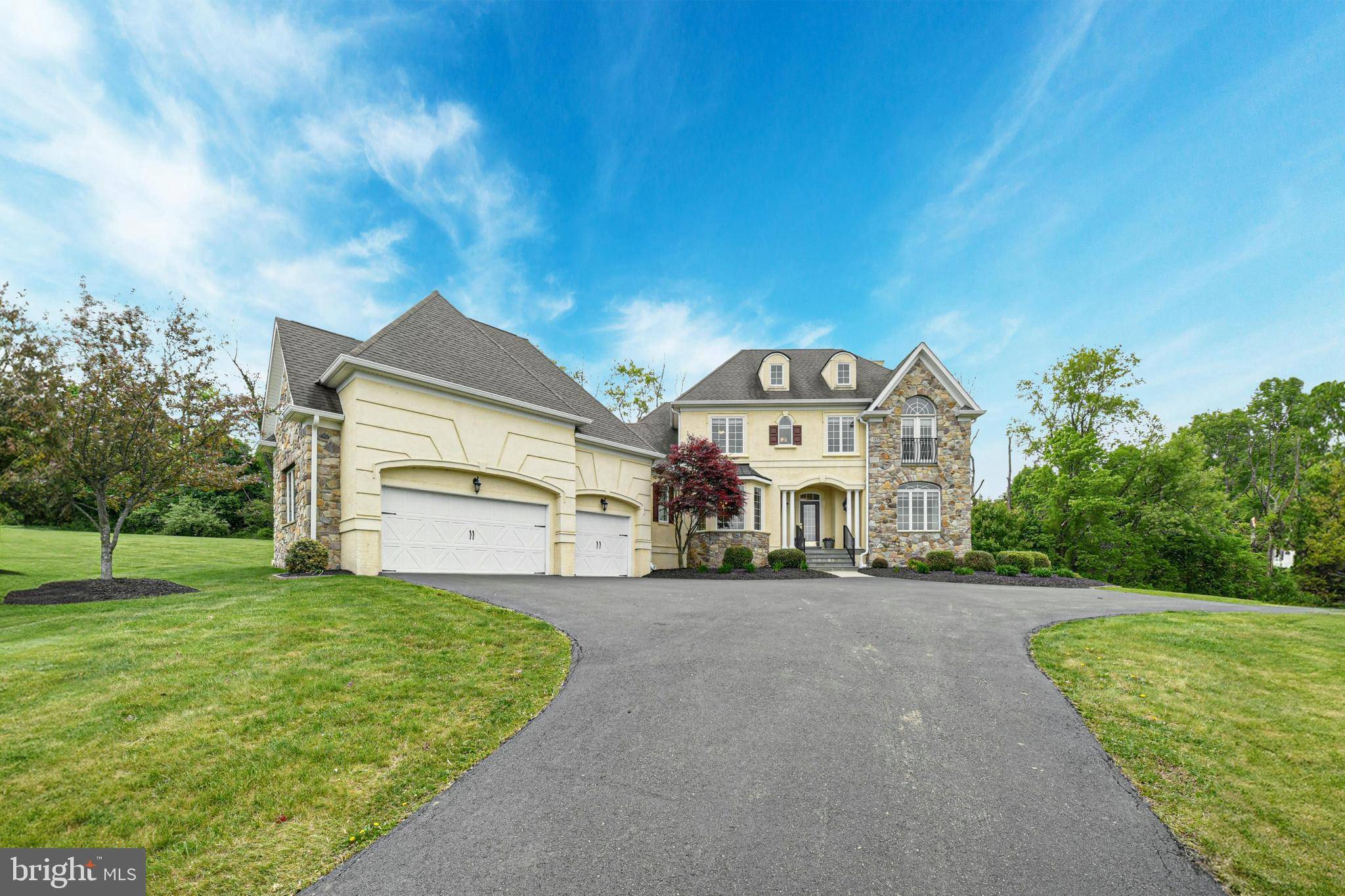 Hellertown, PA 18055,2710 IMPERIAL CREST LN