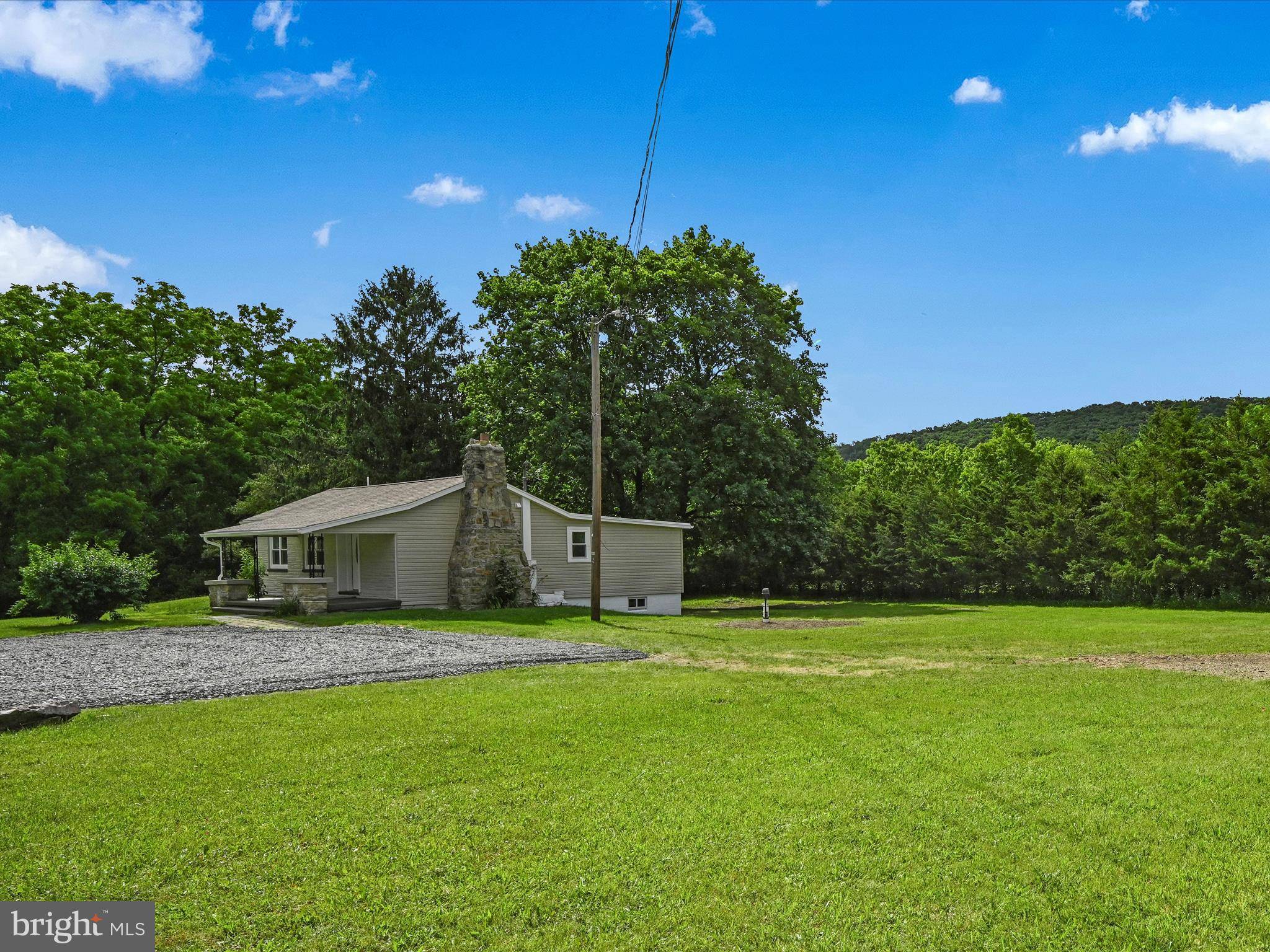 Pine Grove, PA 17963,743 SUEDBERG RD