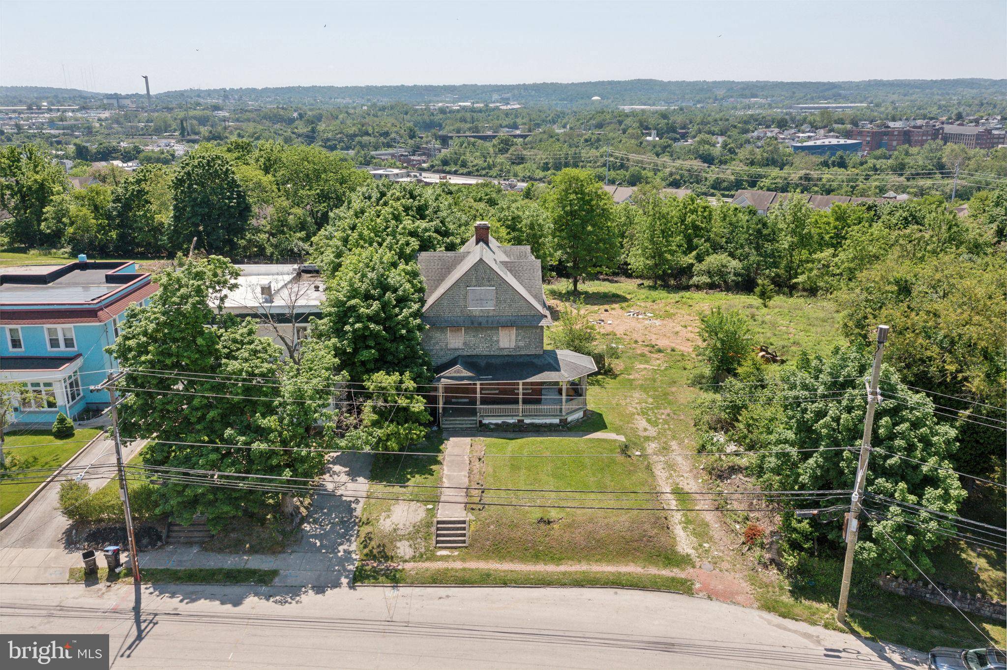 Norristown, PA 19401,722 SANDY ST