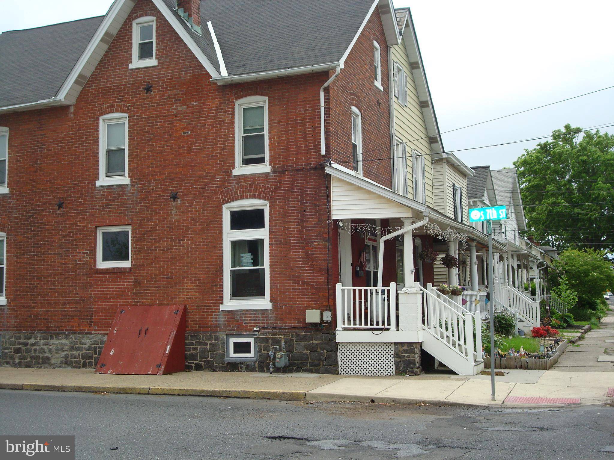 Quakertown, PA 18951,700 W BROAD ST