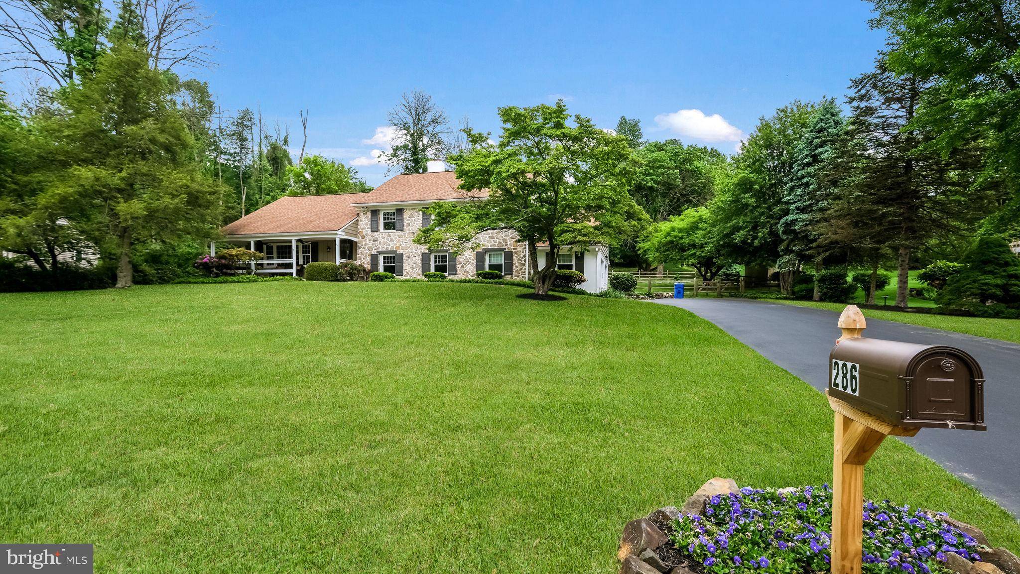 Glen Mills, PA 19342,286 IVY LN