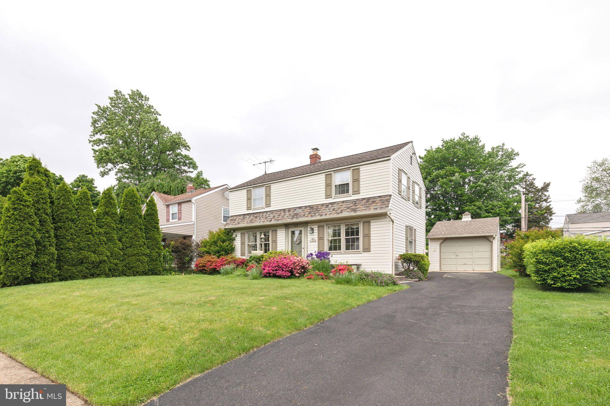 Willow Grove, PA 19090,422 SILVER AVE