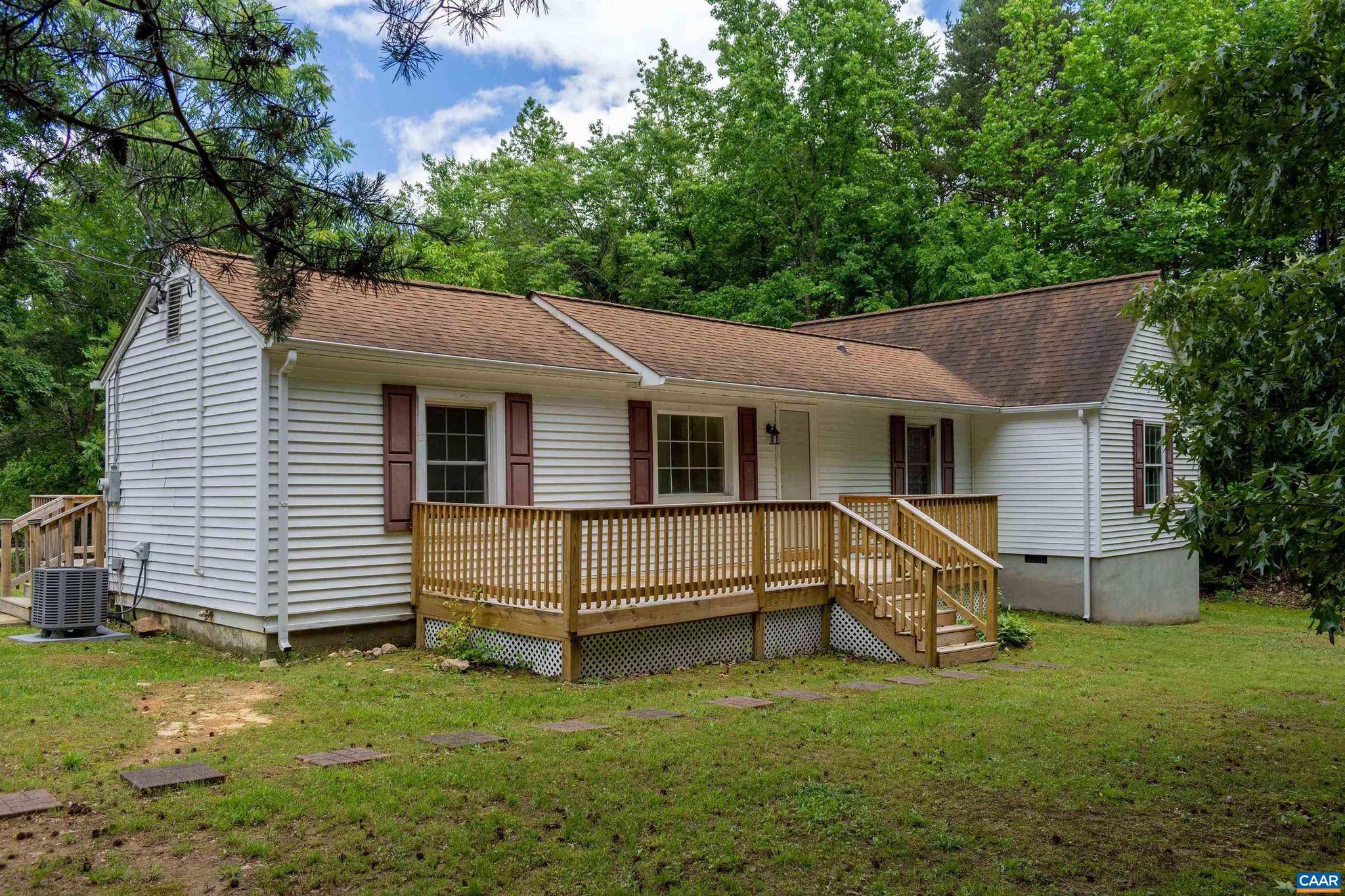 Louisa, VA 23093,83 DEER TAIL LN