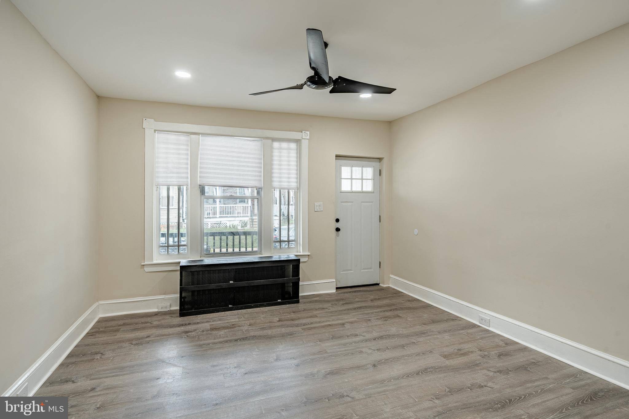 Wilmington, DE 19802,410 MCCABE AVE