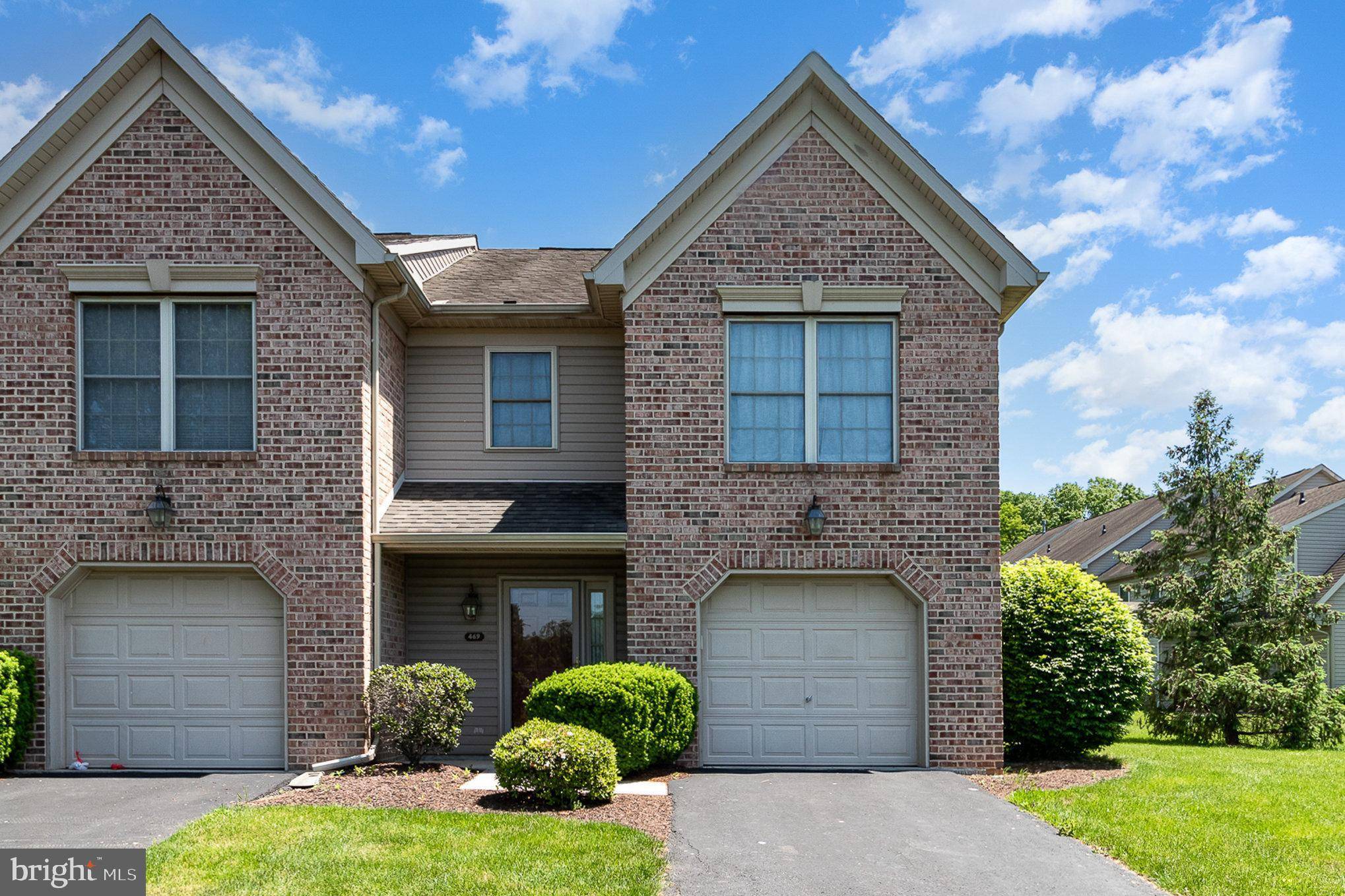 Mechanicsburg, PA 17055,469 STONEHEDGE LN