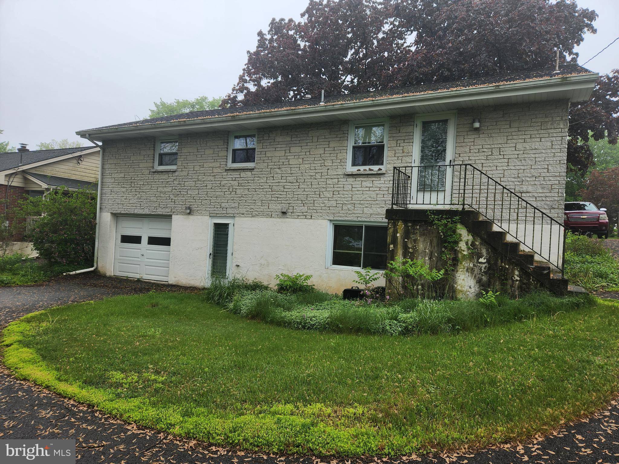 Elizabethtown, PA 17022,225 N MOUNT JOY ST