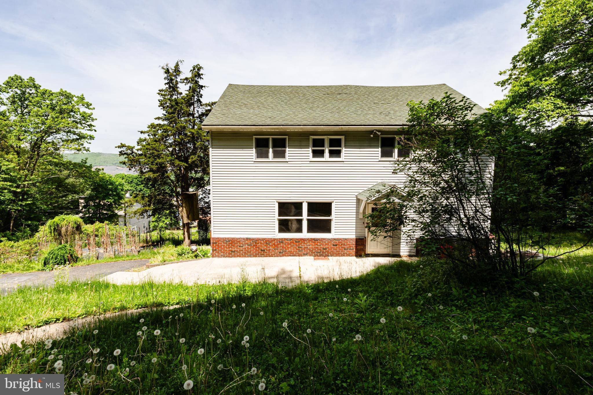 Lansford, PA 18232,360 W WATER ST