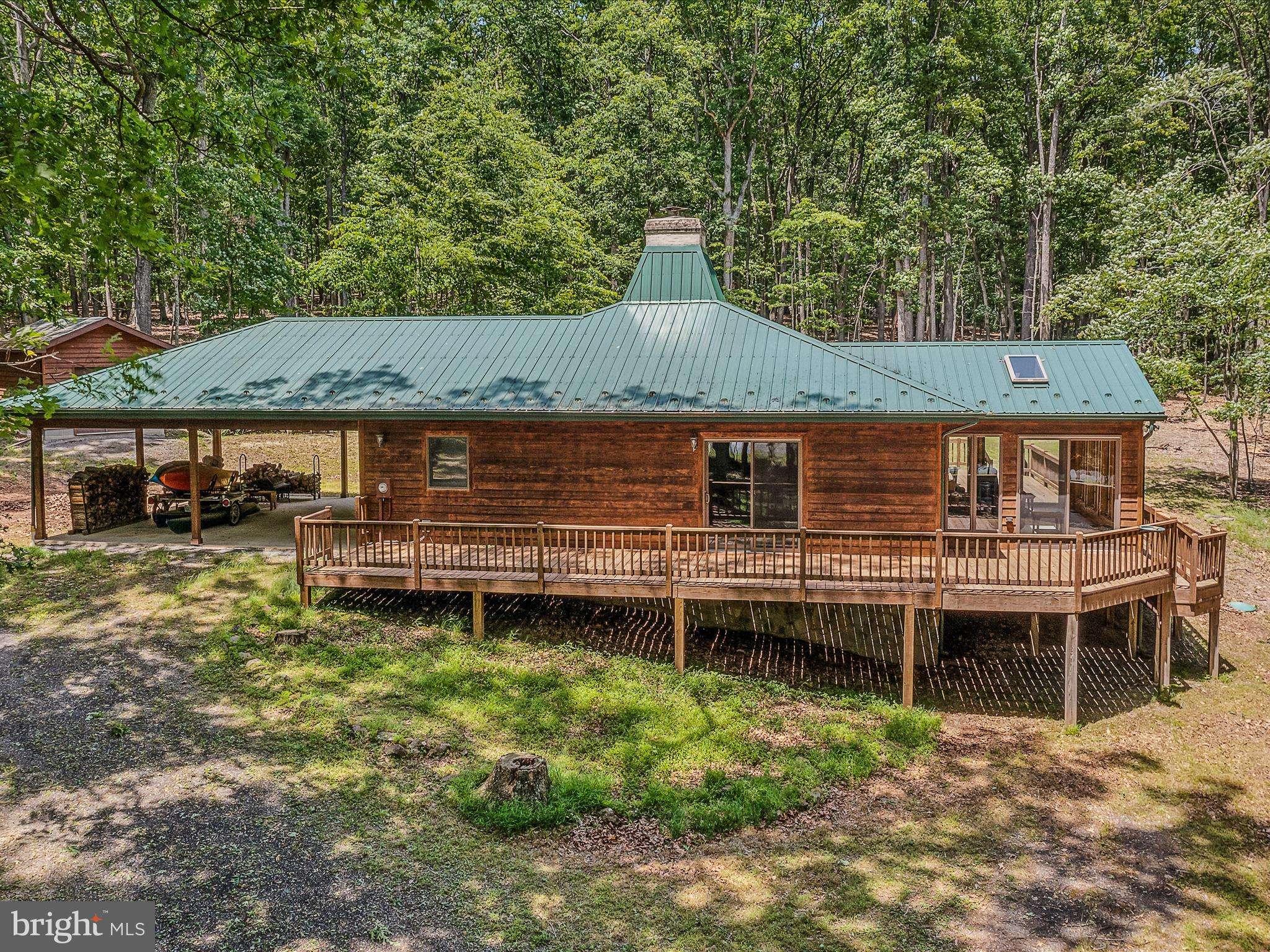 Great Cacapon, WV 25422,277 CHIPMUNK WAY