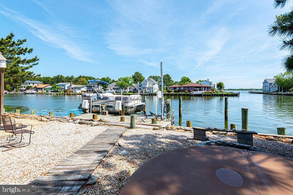 Ocean Pines, MD 21811,6 LAPORT CT