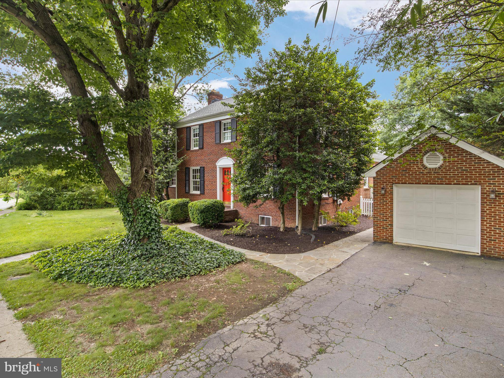 Falls Church, VA 22041,3524 BLAIR RD