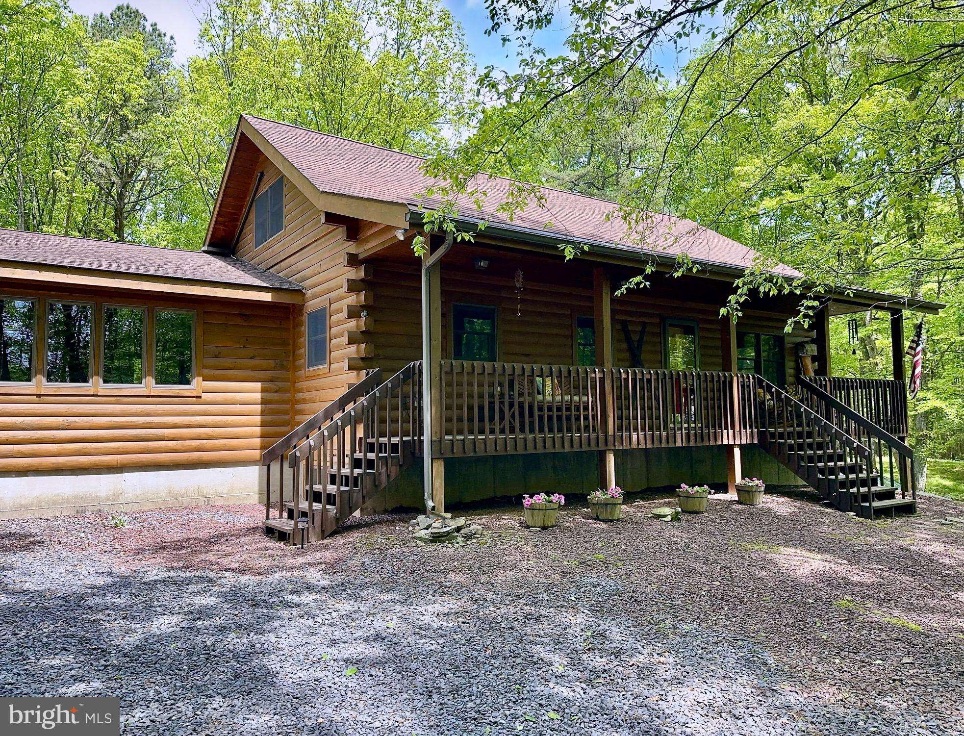 Lehighton, PA 18235,185 OAK INLET DR