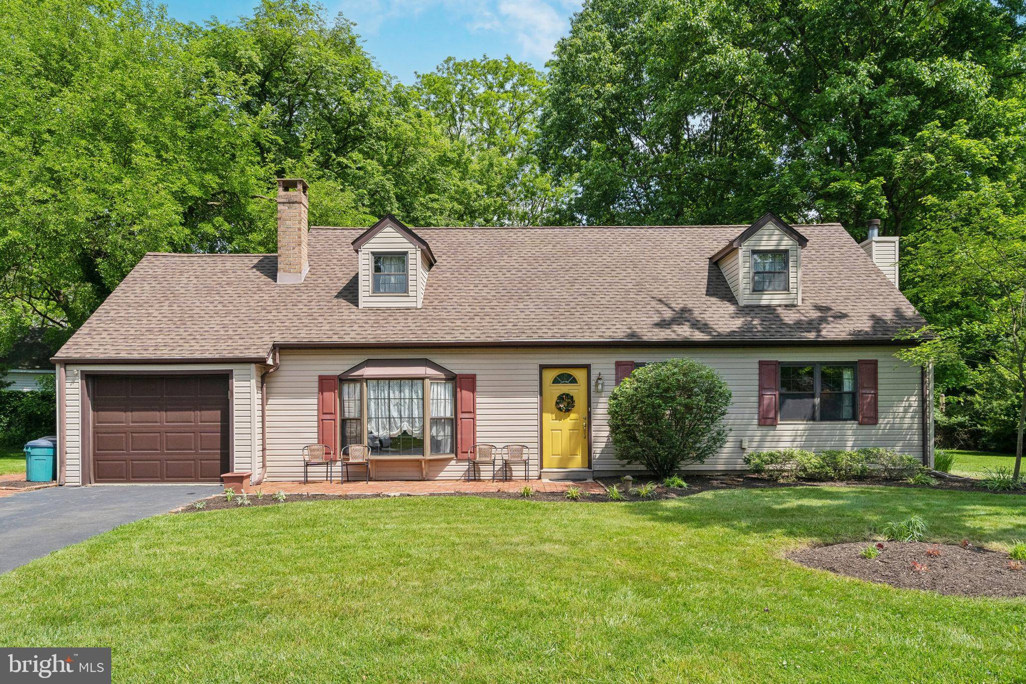 Langhorne, PA 19047,402 ROBIN CIR