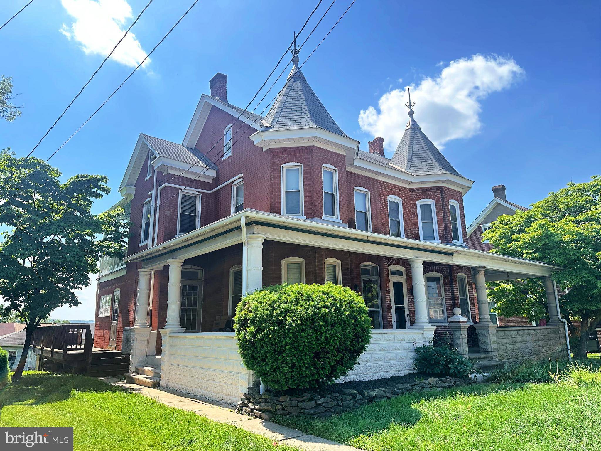 Red Hill, PA 18076,633 MAIN ST