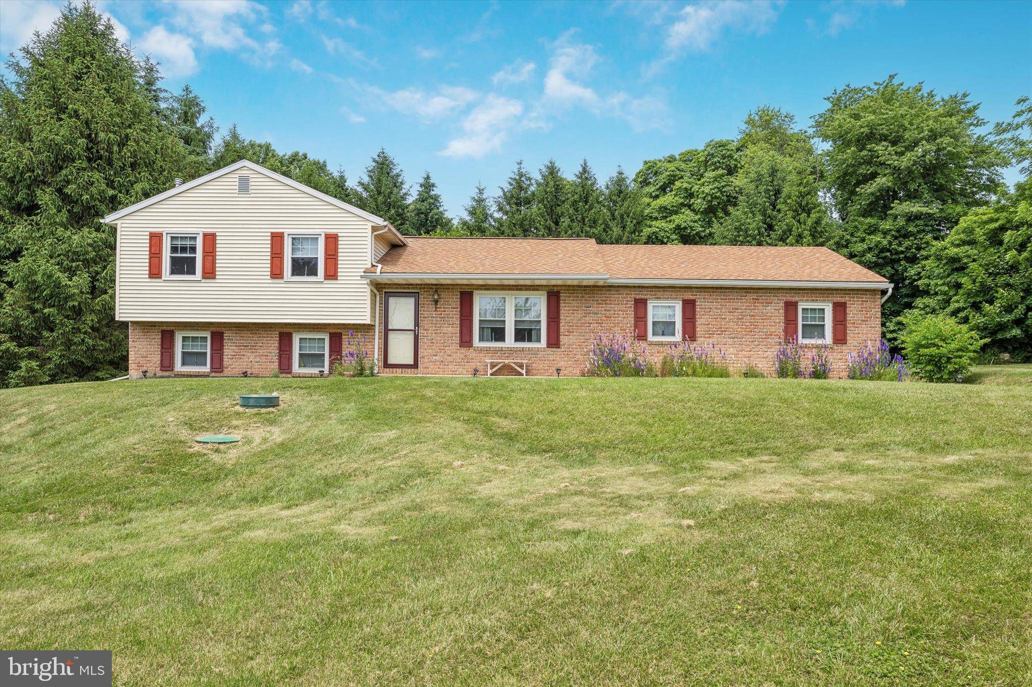 Elverson, PA 19520,2591 RIDGE RD