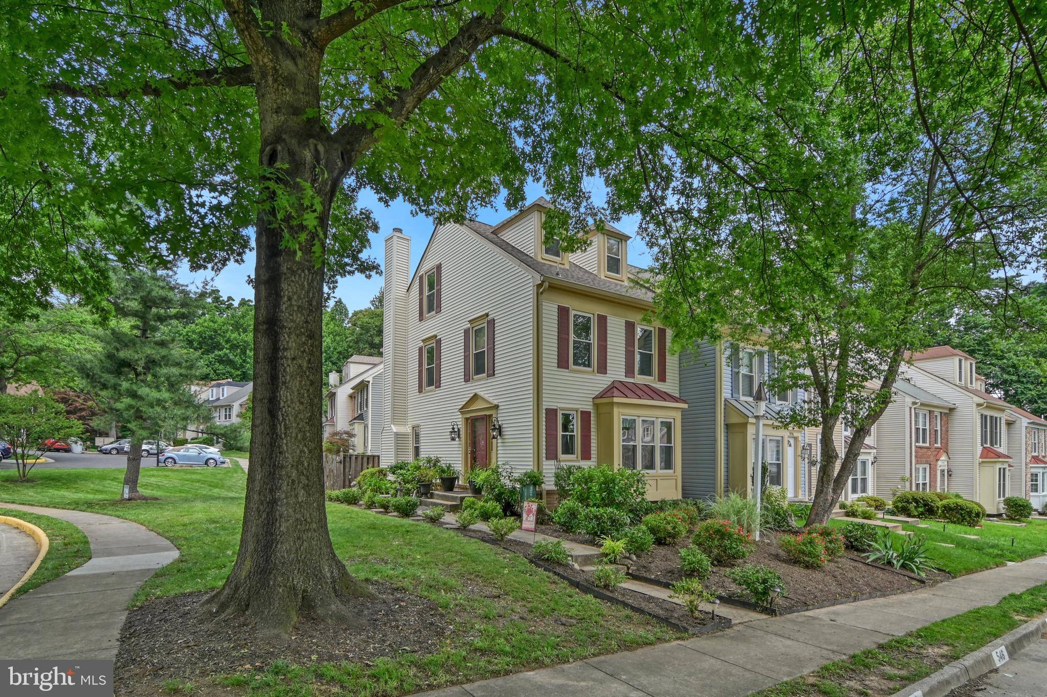 Springfield, VA 22153,7498 LAUREL OAK CT