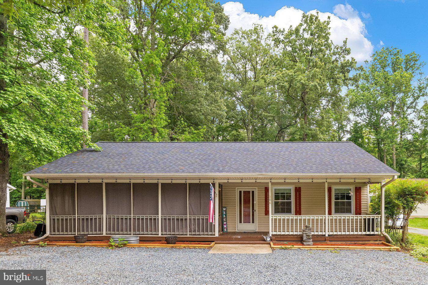 Ruther Glen, VA 22546,206 HAMILTON DR