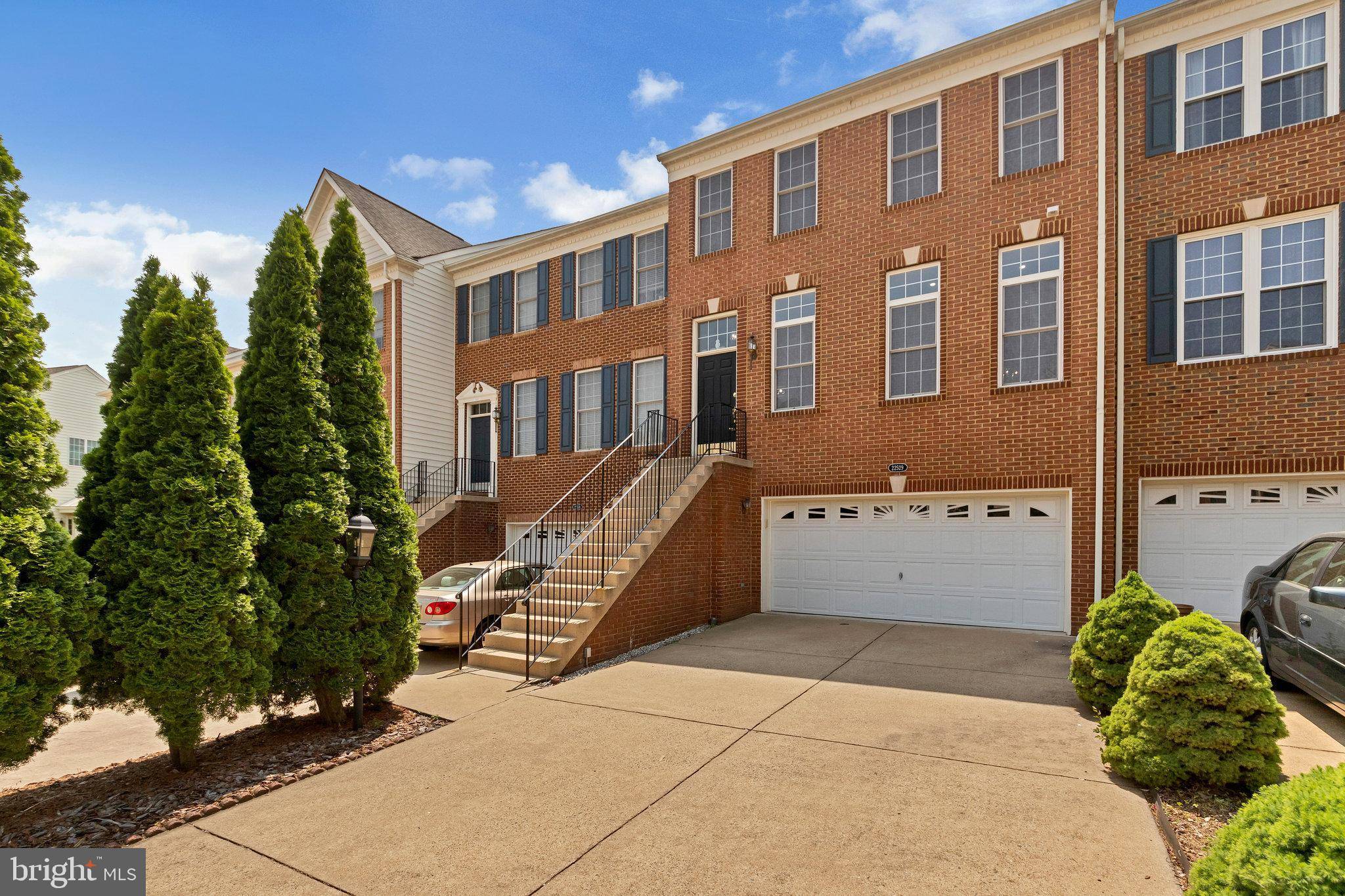 Ashburn, VA 20148,22529 WELBORNE MANOR SQ