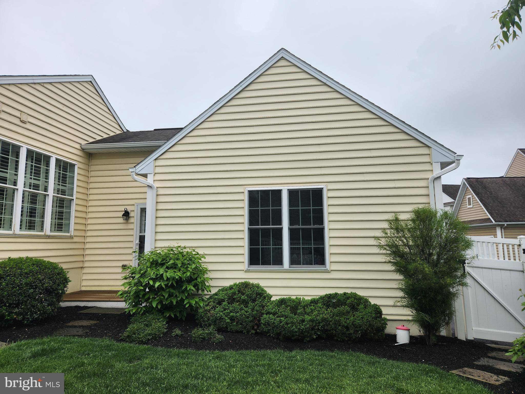 Lancaster, PA 17601,1416 PICKET DR