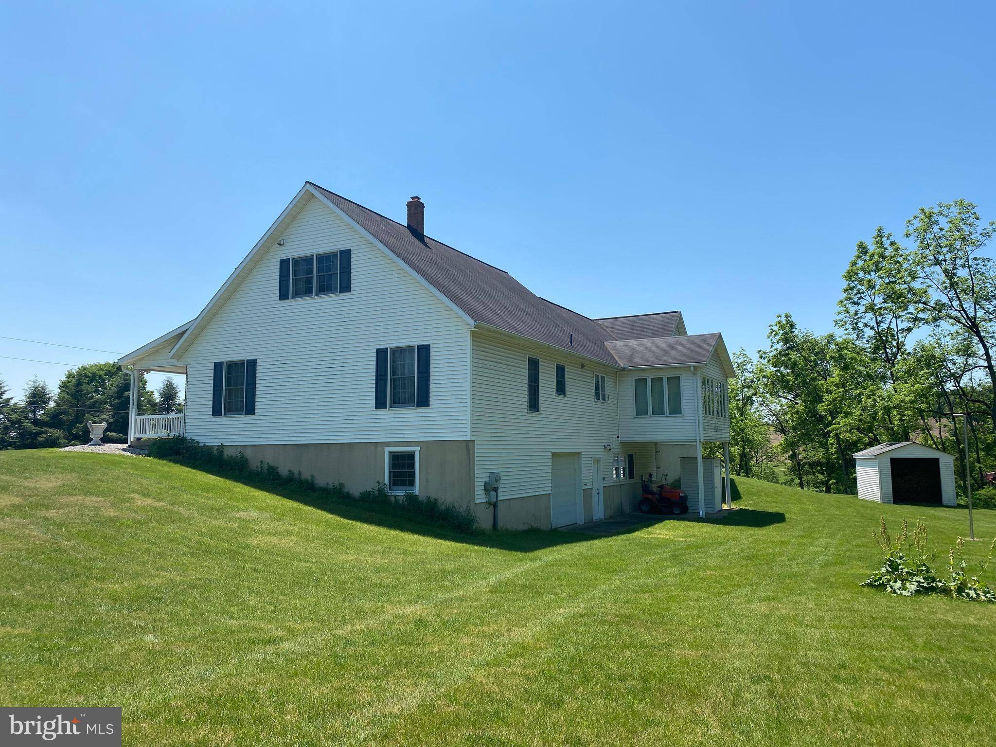 Bernville, PA 19506,78 DRY HOLLOW RD