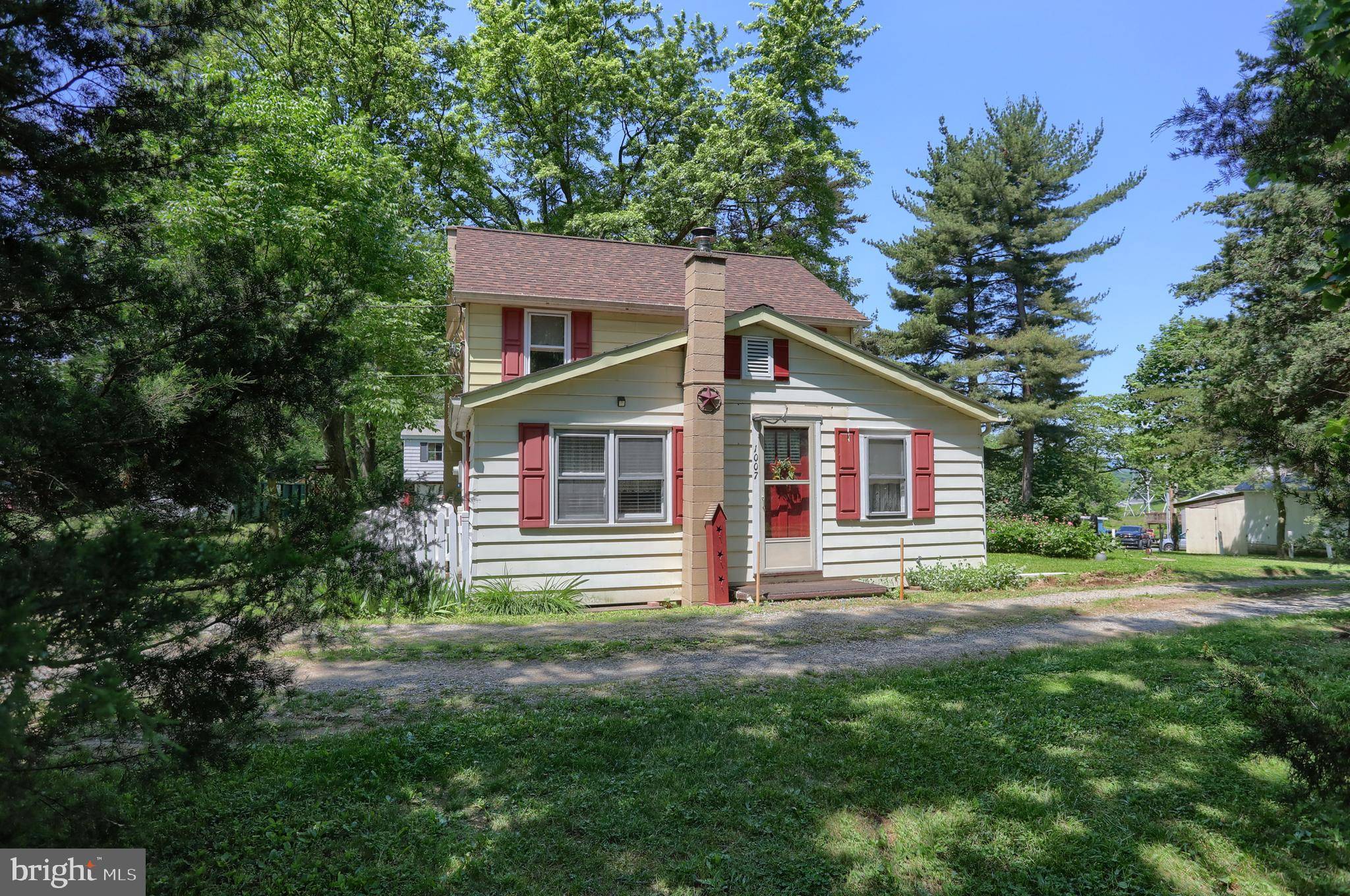 Palmyra, PA 17078,1007 LAUDERMILCH RD