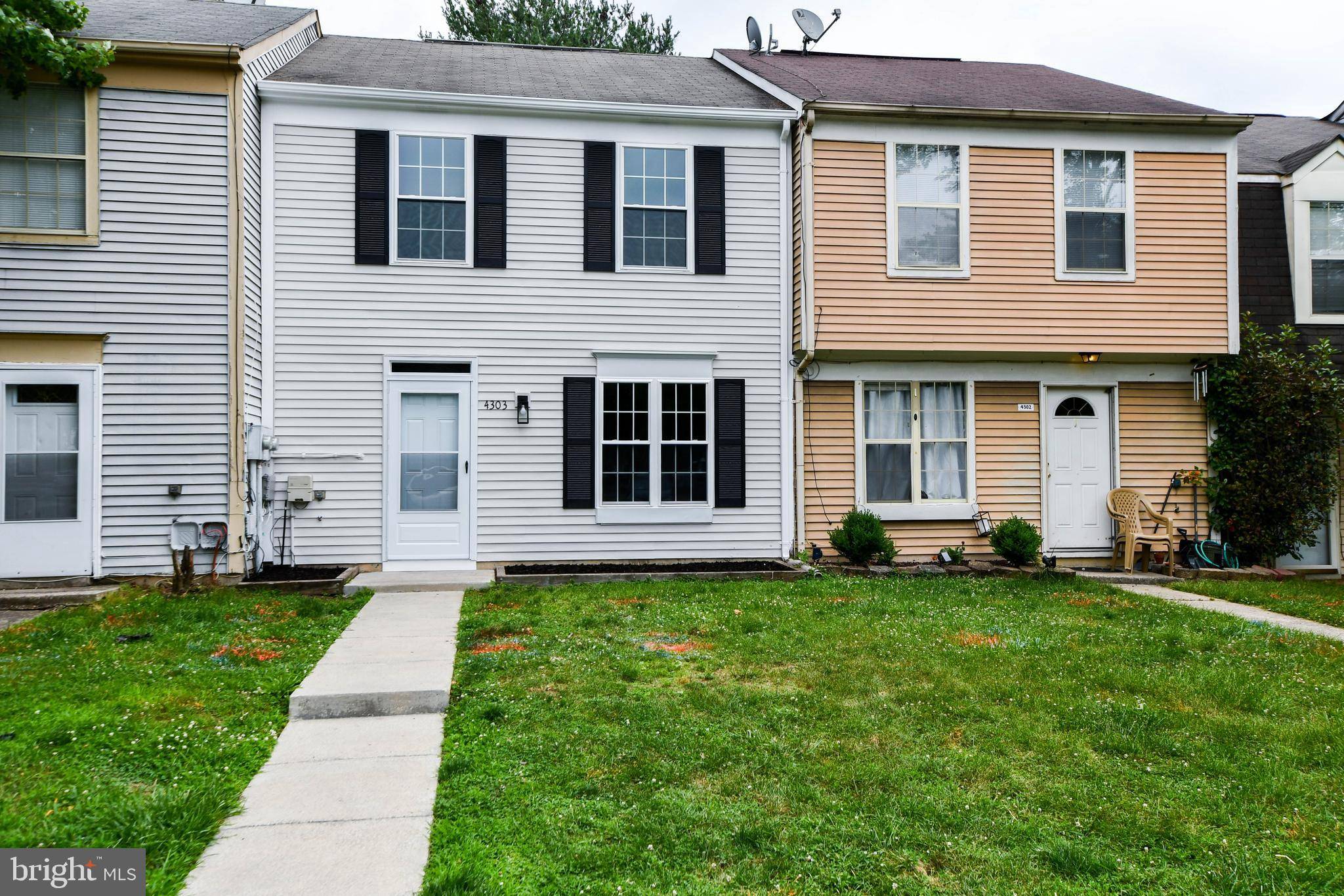 Waldorf, MD 20603,4303 DRAKE CT