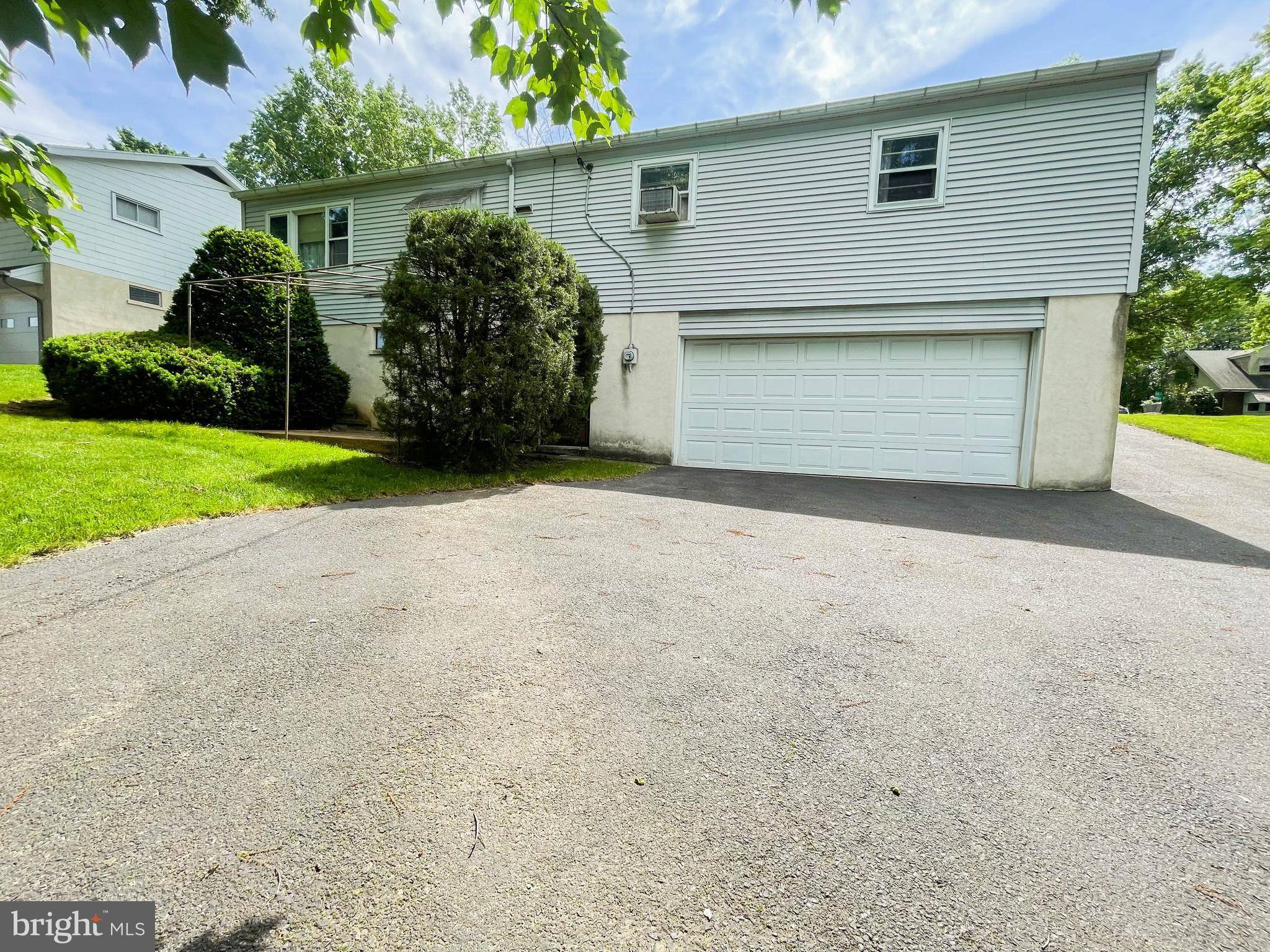 Reading, PA 19607,322 S MILLER ST